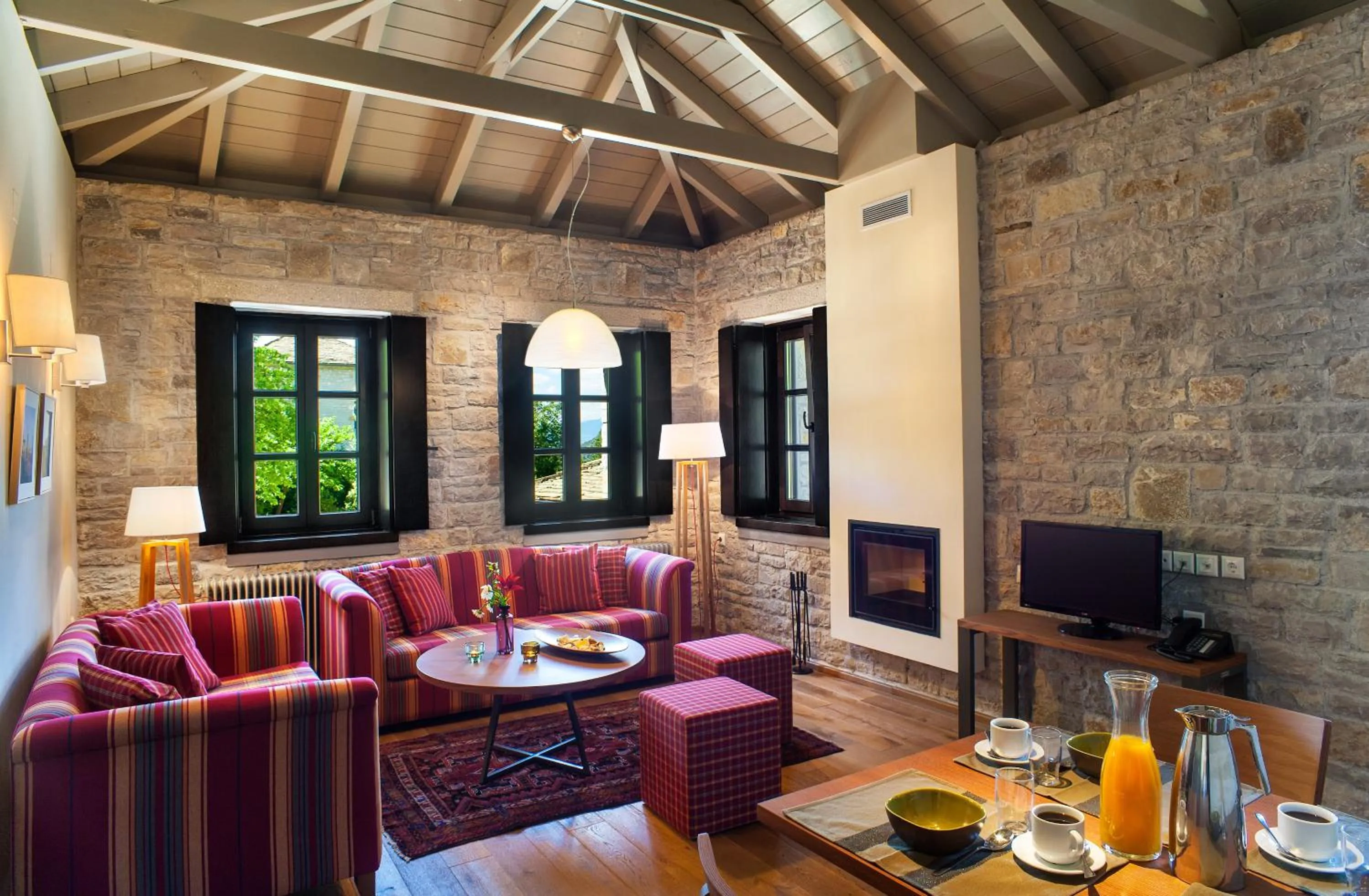 Deluxe Two-Bedroom Villa in Aristi Mountain Resort