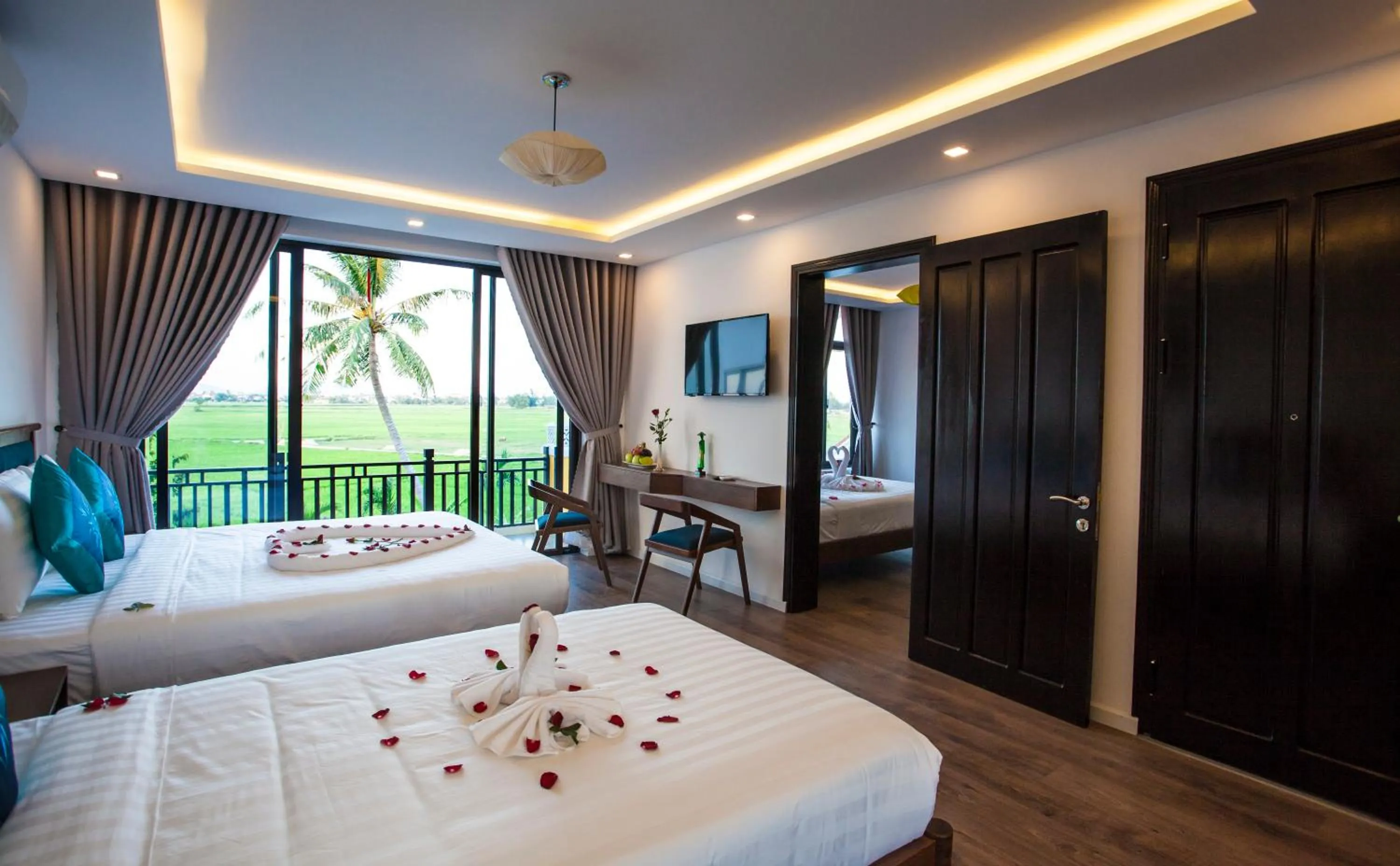 Family Room with Garden View in Hoi An Four Seasons Villa