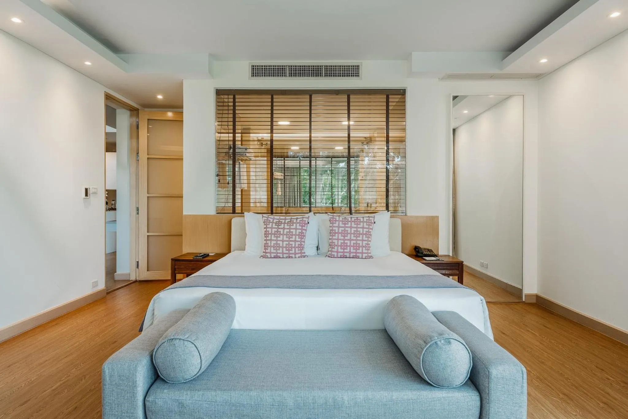 3 BR Penthouse Pool Suite with kitchen in Splash Beach Resort Phuket Family-Friendly Water Park Resort Near Phuket Airport