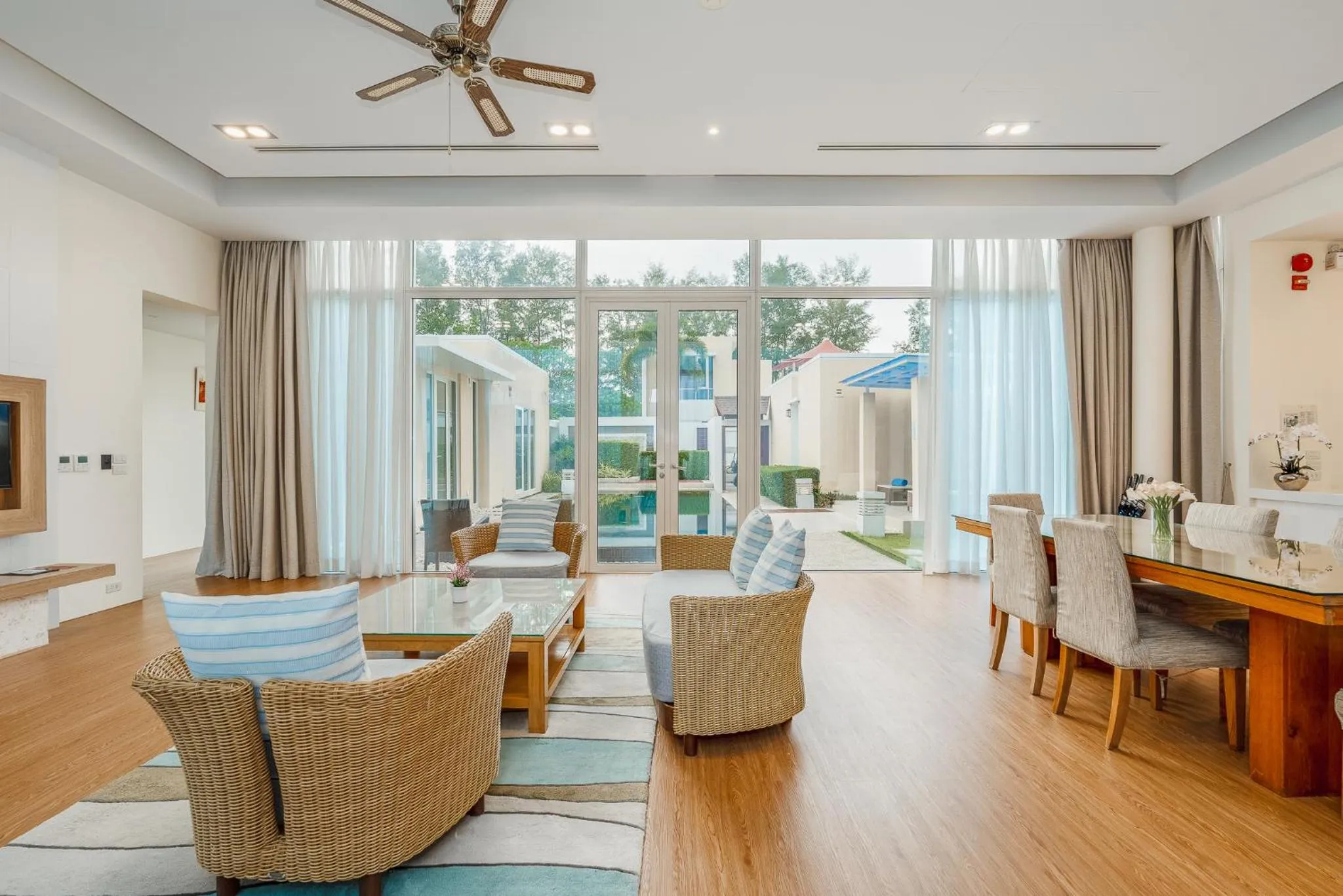 VG2B: 2 Bedroom Pool Villa with Kitchen in Splash Beach Resort Phuket Family-Friendly Water Park Resort Near Phuket Airport