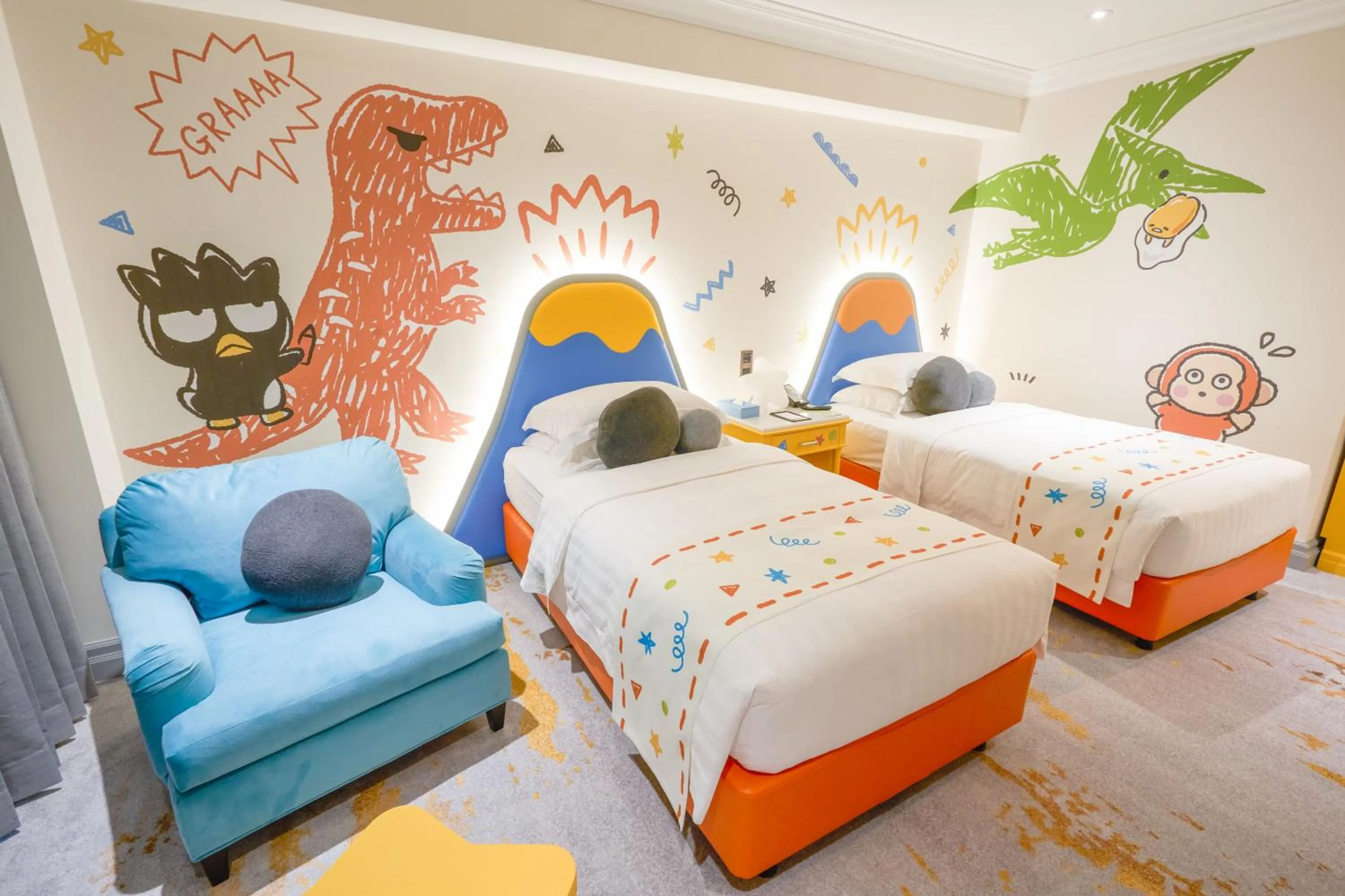 Monkish & Friends Superior Twin in Grand Hi Lai Hotel