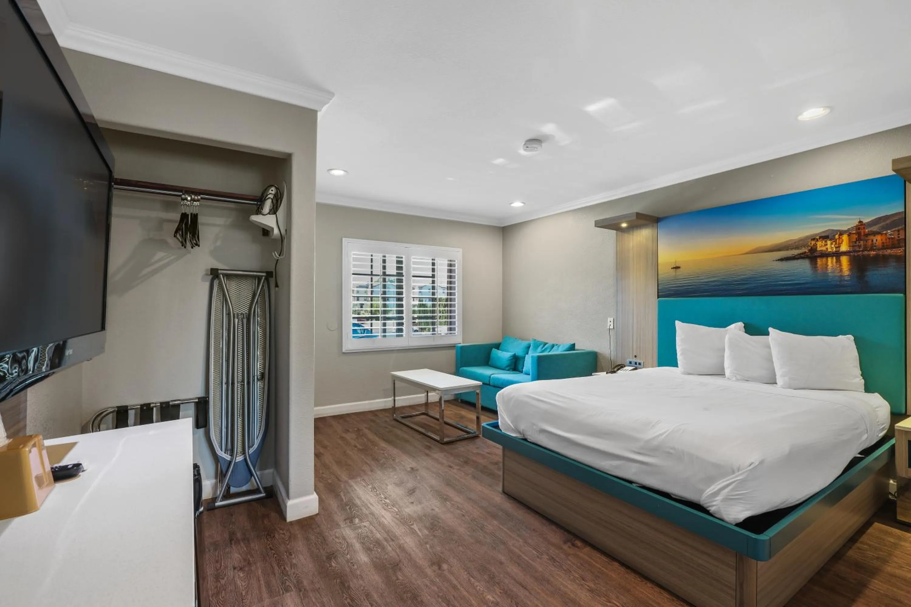 Queen Room - Non-Smoking in Motel Mediteran