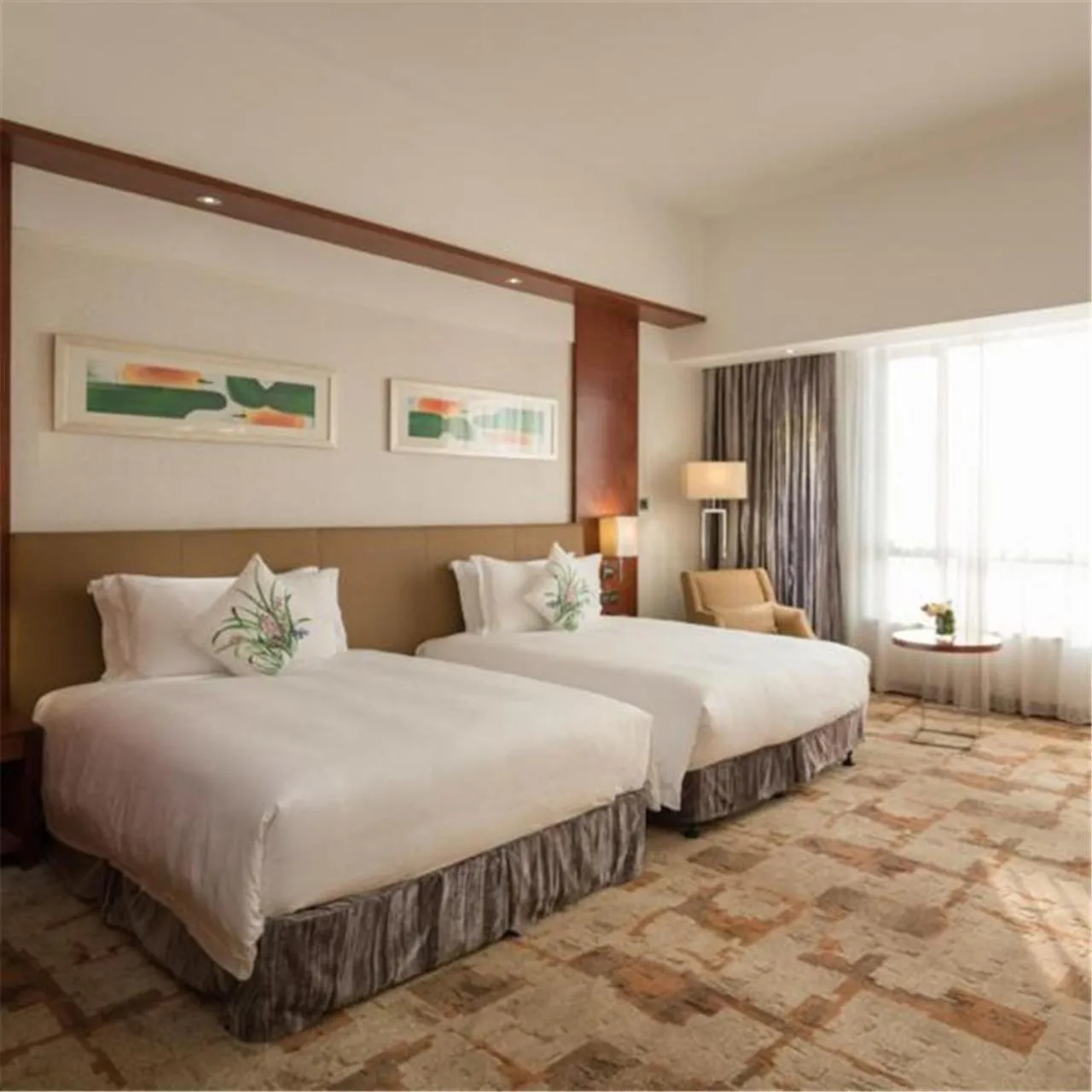 Executive Twin Room in Cinese Hotel Dongguan Shijie