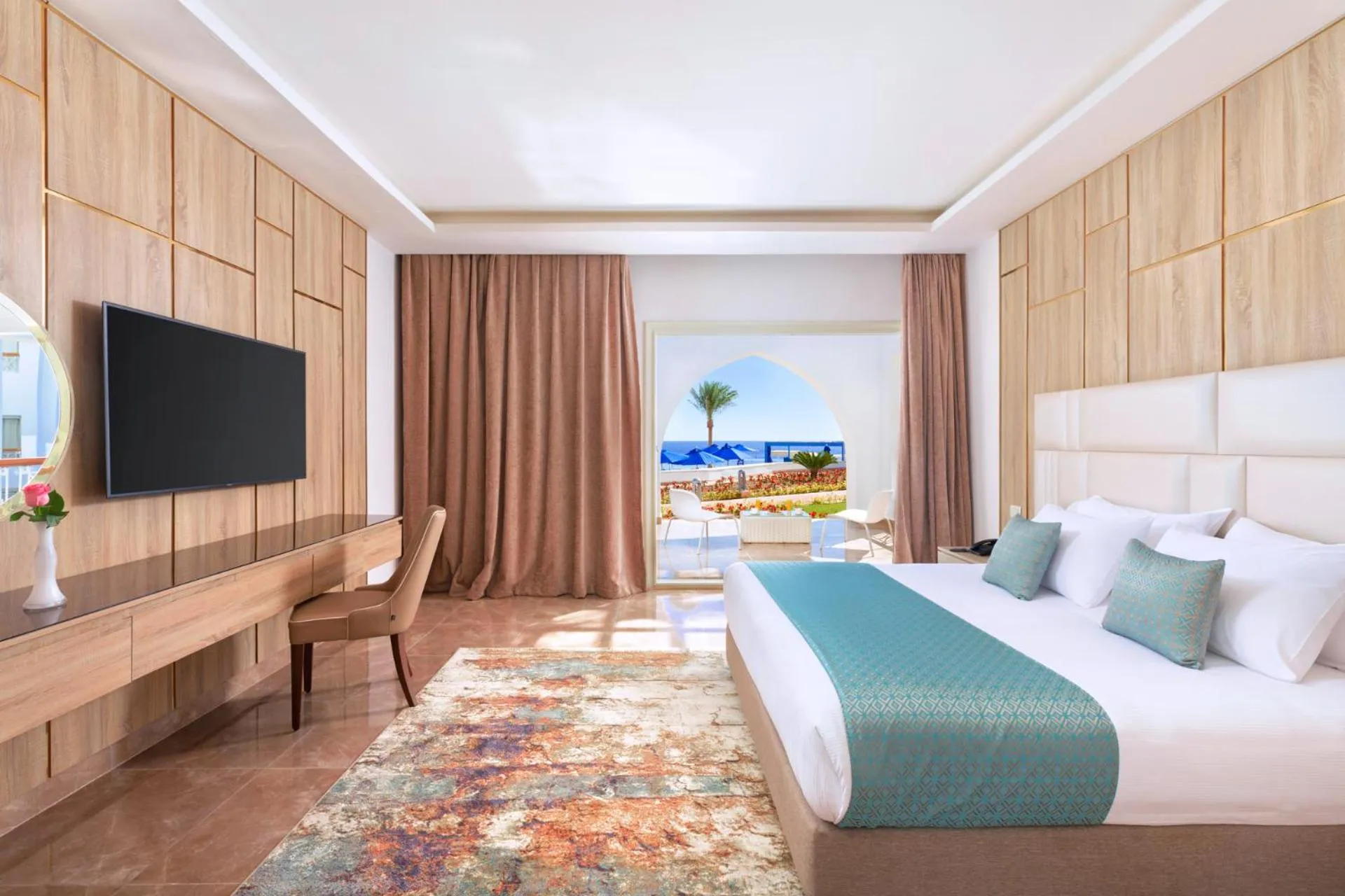 Junior Suite with Sea View in Pickalbatros Palace Sharm "Aqua Park"- All inclusive