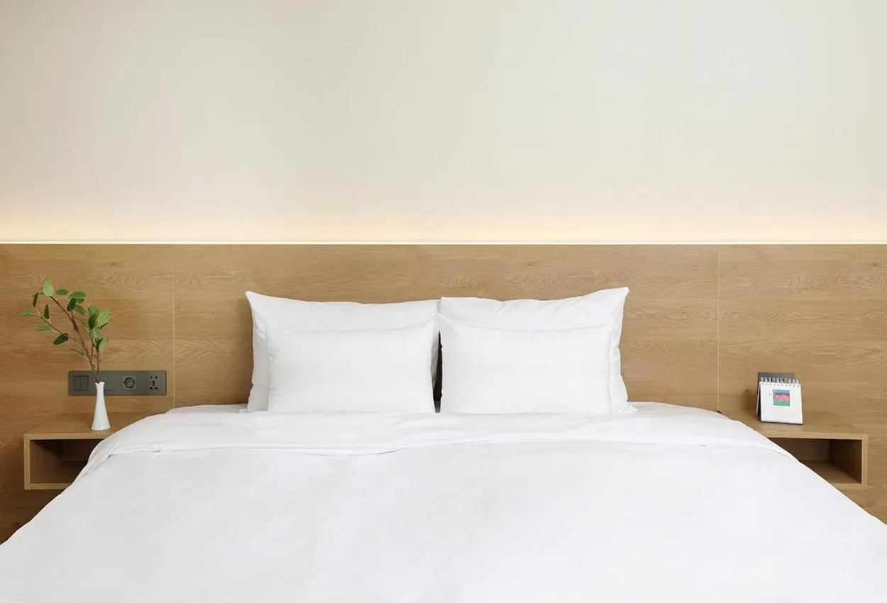 Deluxe Double Room with Sea View in Bloom Hotel