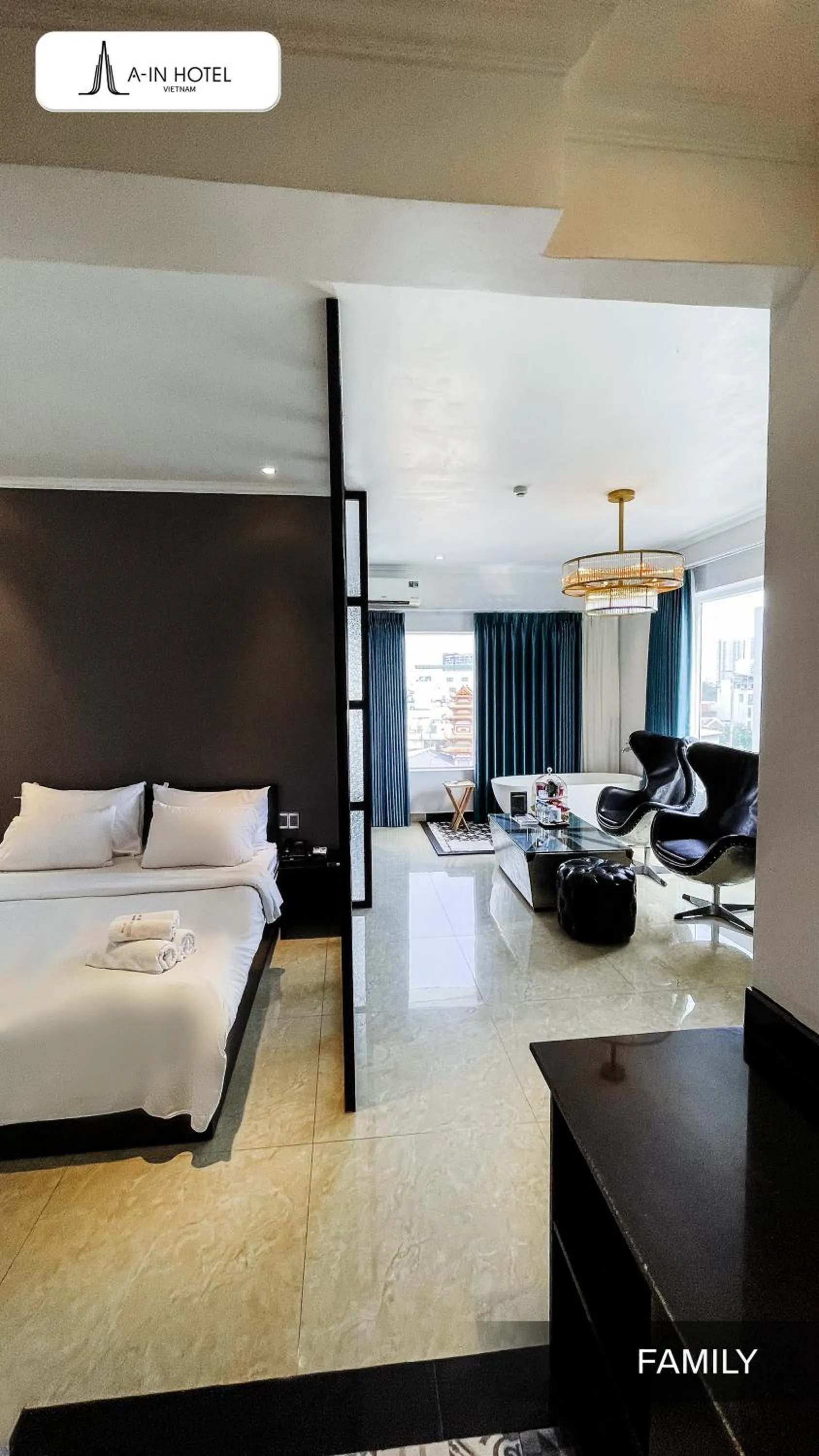 Family Room with City View, Bathtub in A In Hotel Riverside