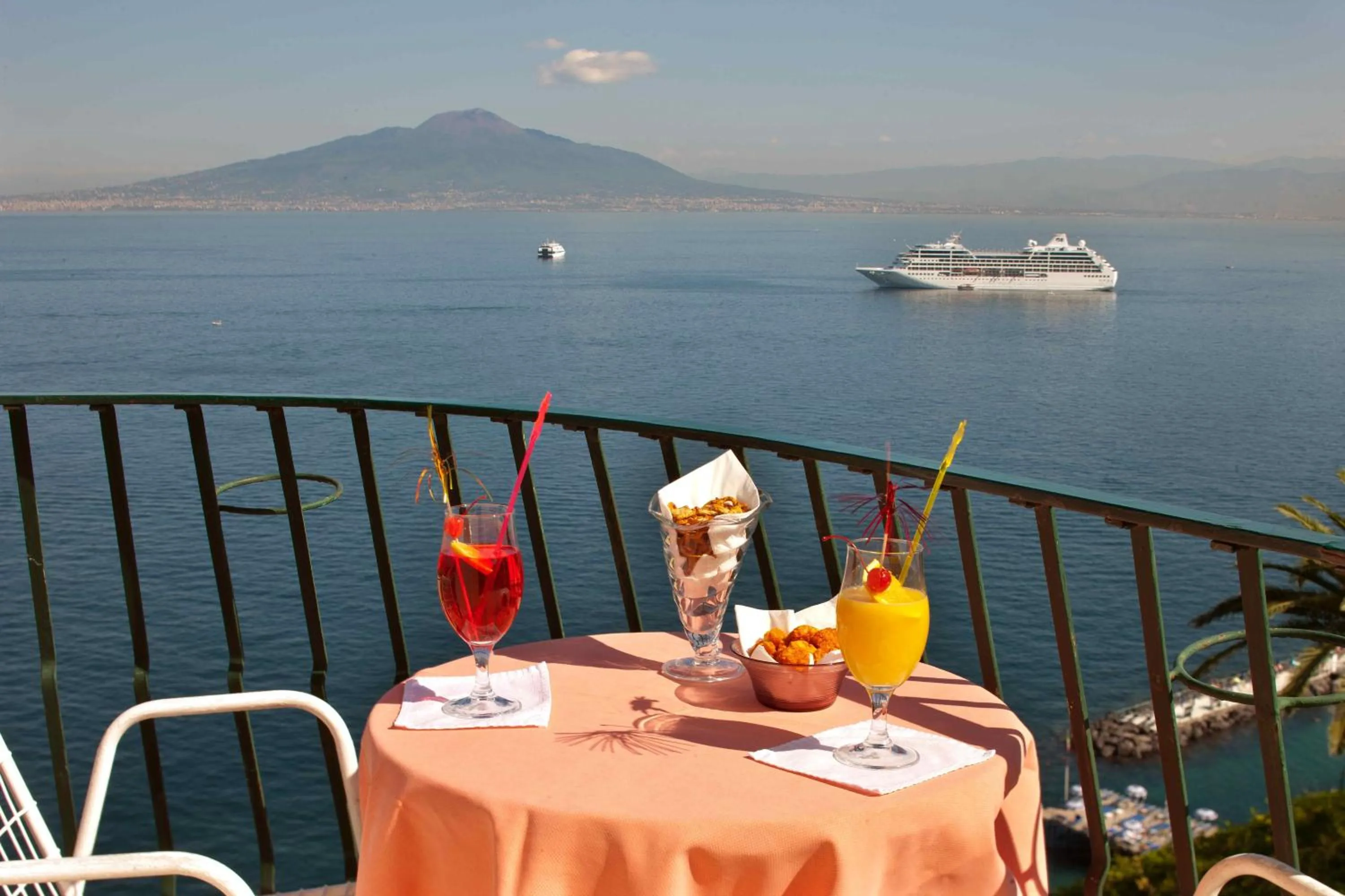 Junior Suite with Sea View in Hotel Continental