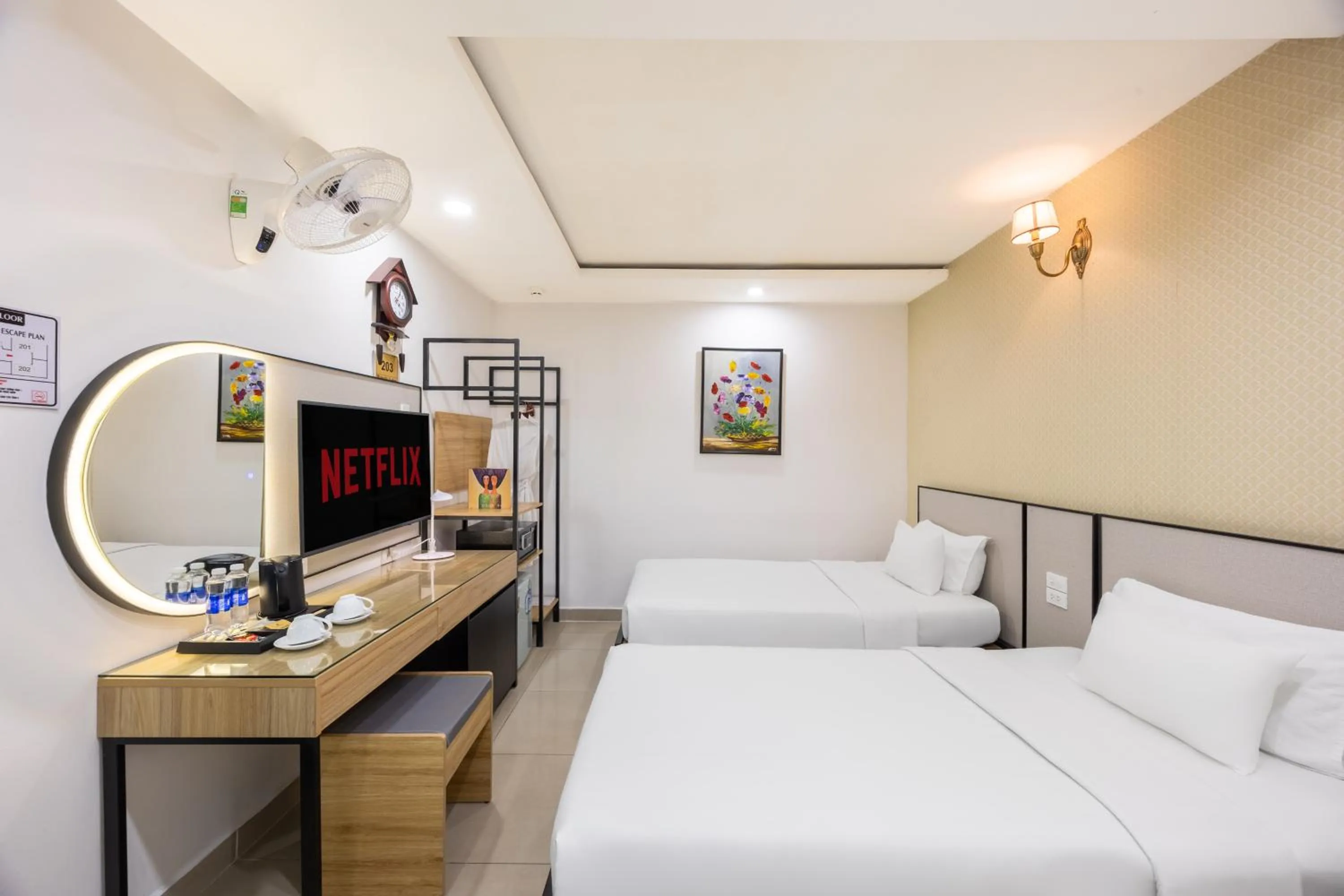 Standard Twin Room in A25 Hotel - 29 Bùi Thị Xuân