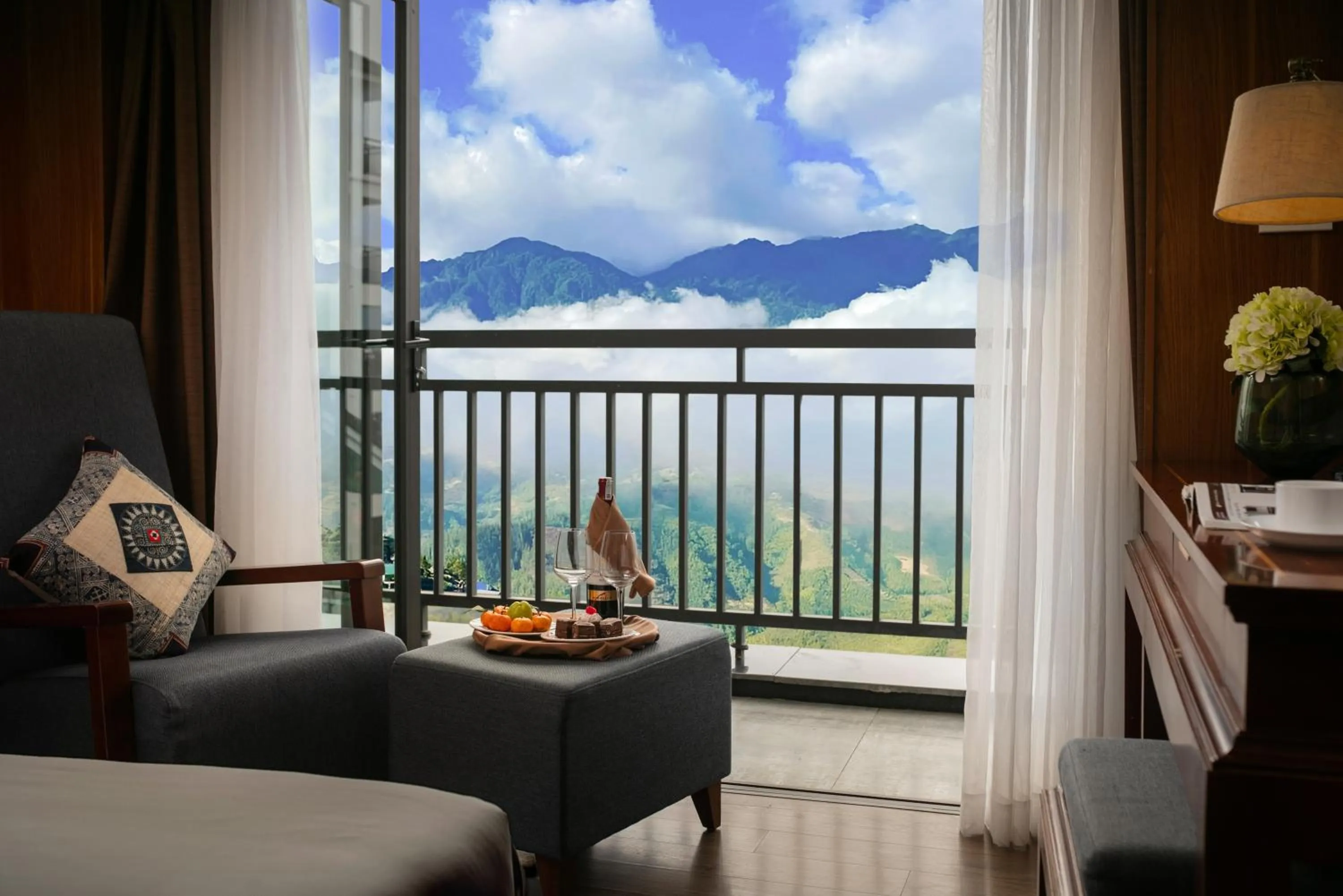 Deluxe Mountain View in Bamboo Sapa Hotel