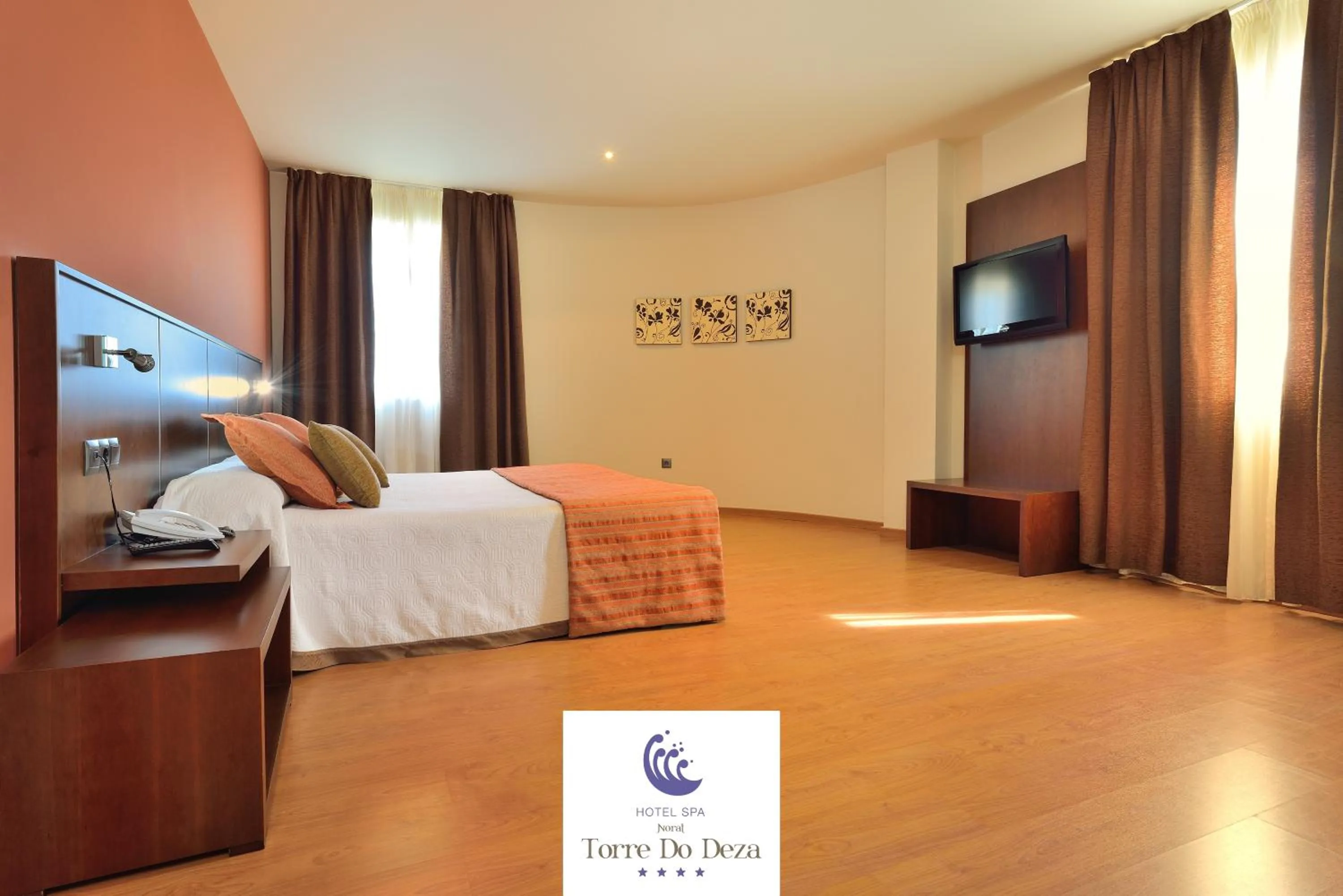 Junior Suite with Hot tub in Hotel Spa Norat Torre Do Deza 4* Superior