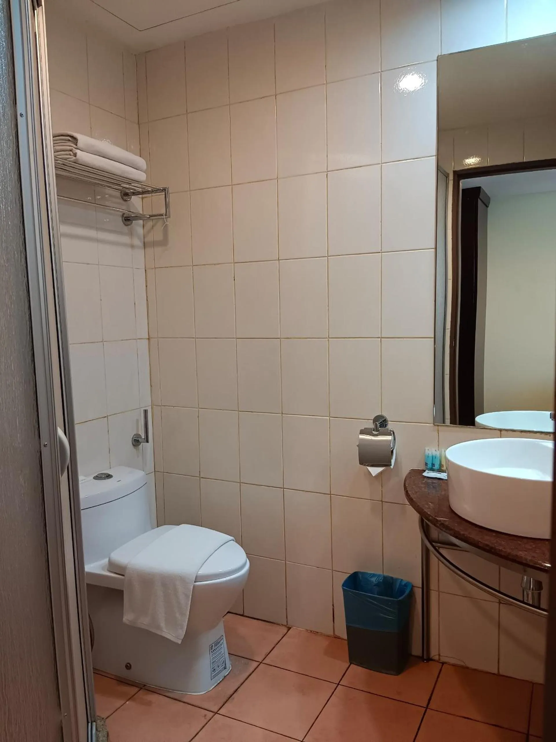 Triple Room in Gaya Centre Hotel