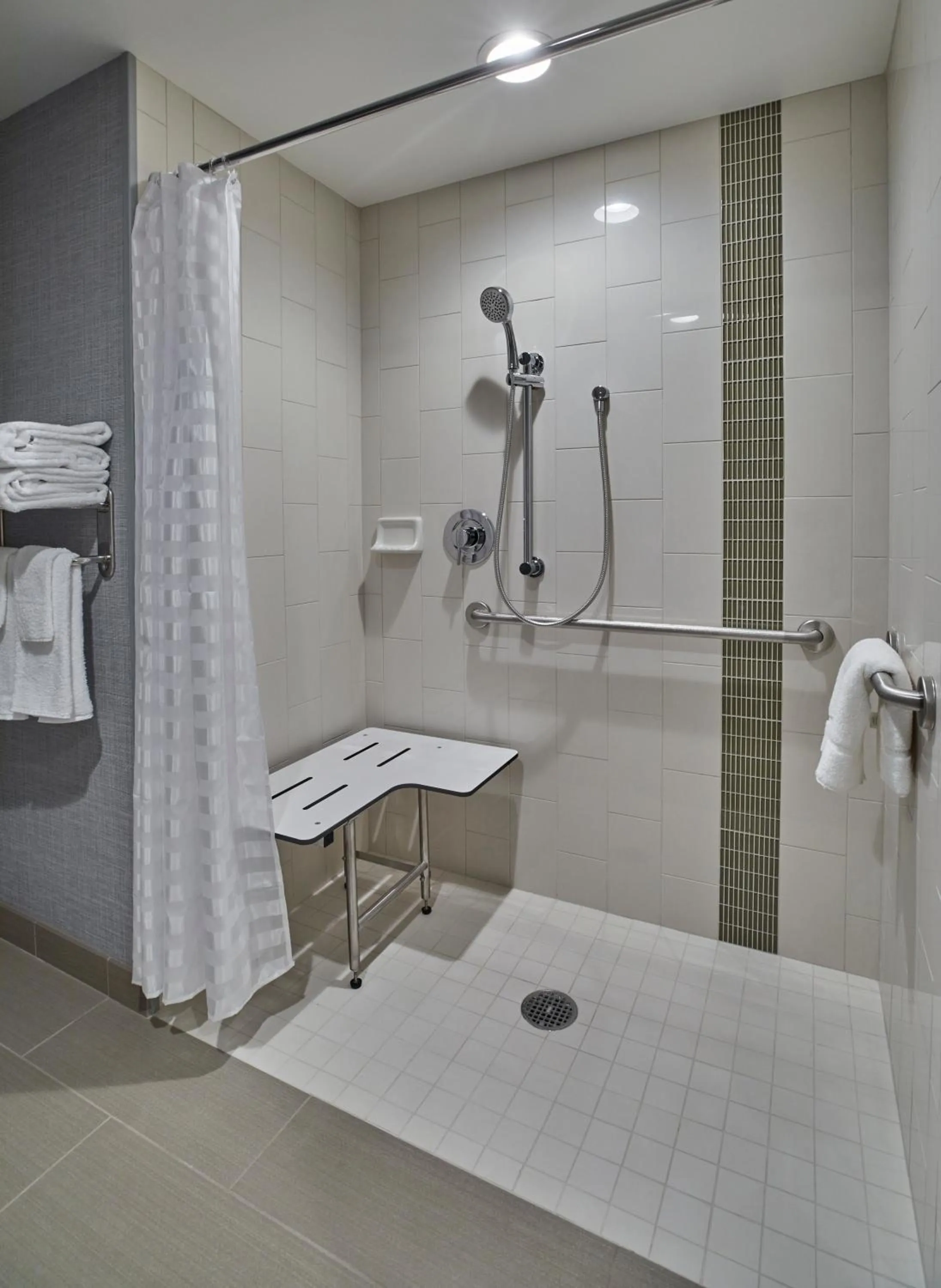 Queen Room with Two Queen Beds, Sofa Bed and Roll-in Shower - Disability Access in Hyatt Place Eugene/Oakway Center