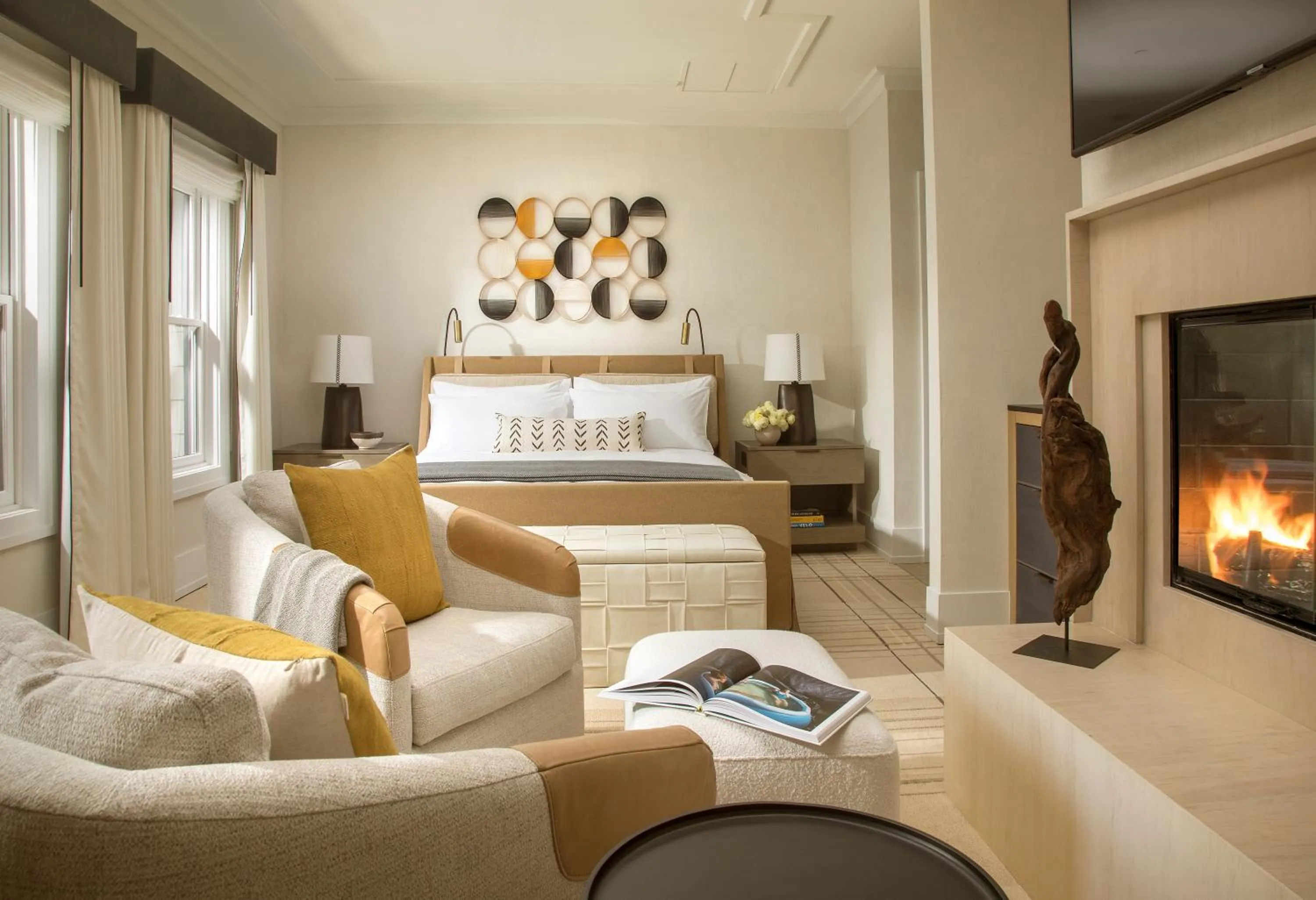 ADA Dlx Suite with Indoor/Outdoor Shower in MacArthur Place Inn & Spa