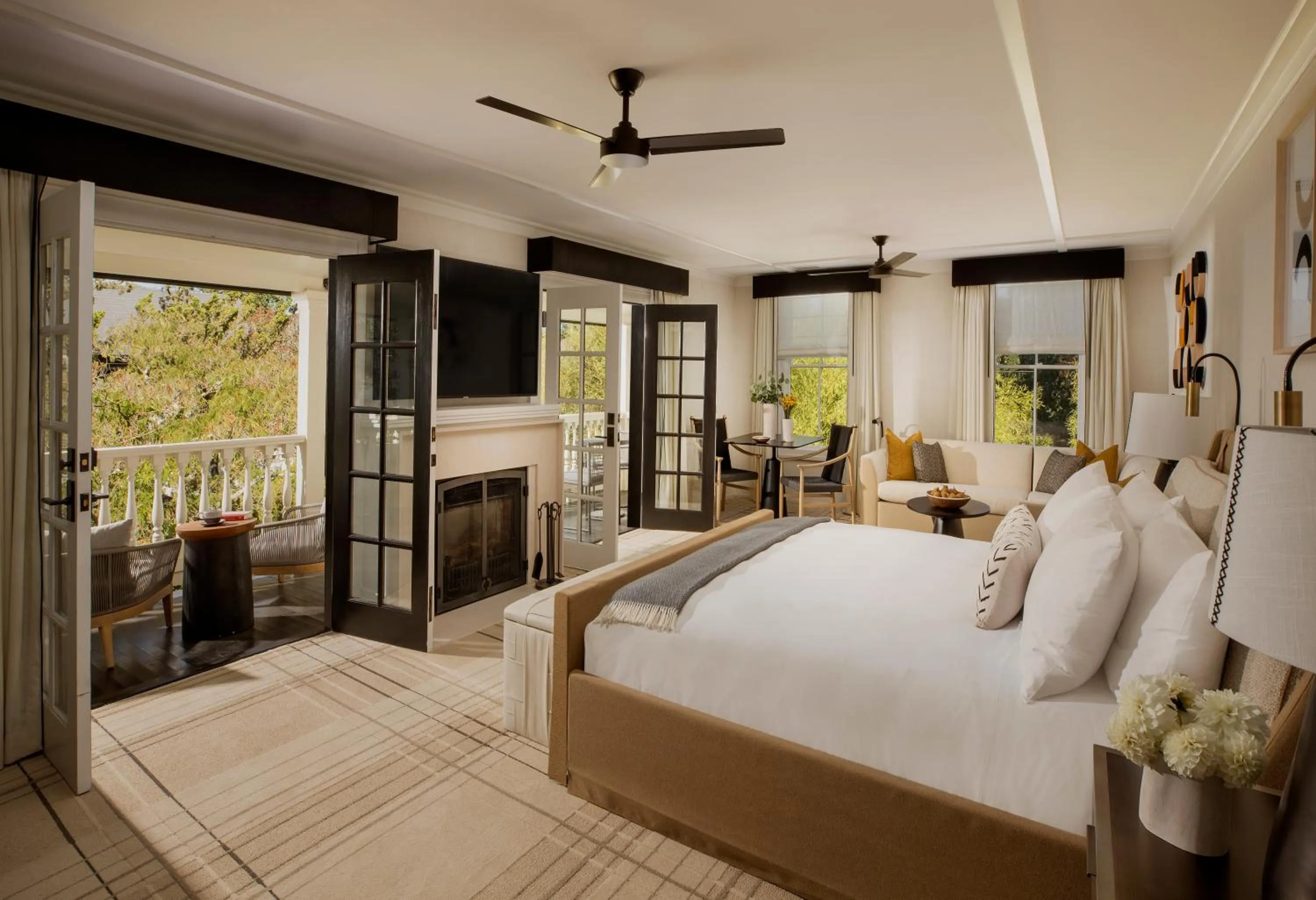 Julia Suite in MacArthur Place Inn & Spa