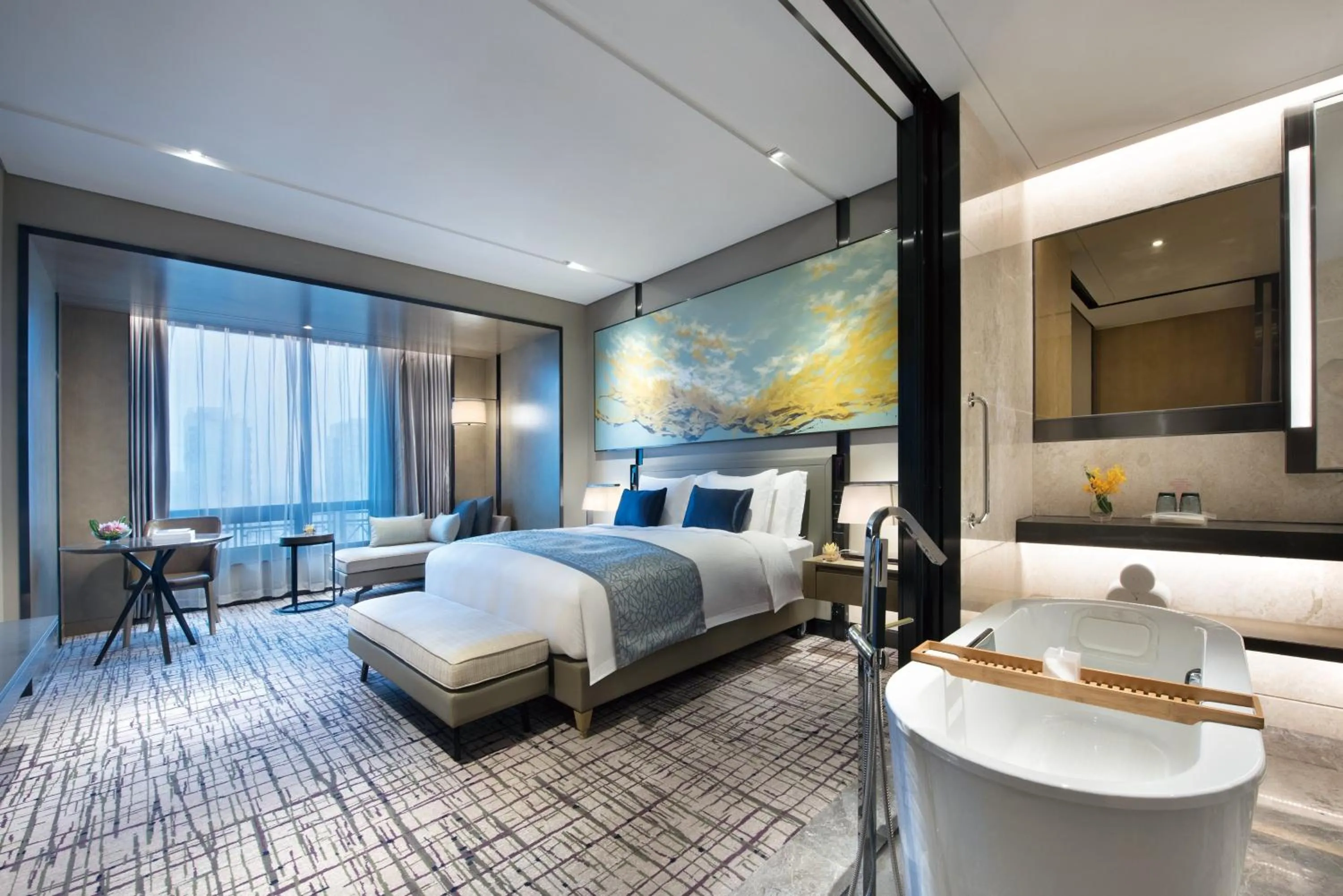 Standard Double Room with Two Double Beds in Crowne Plaza Shanghai Pujiang by IHG