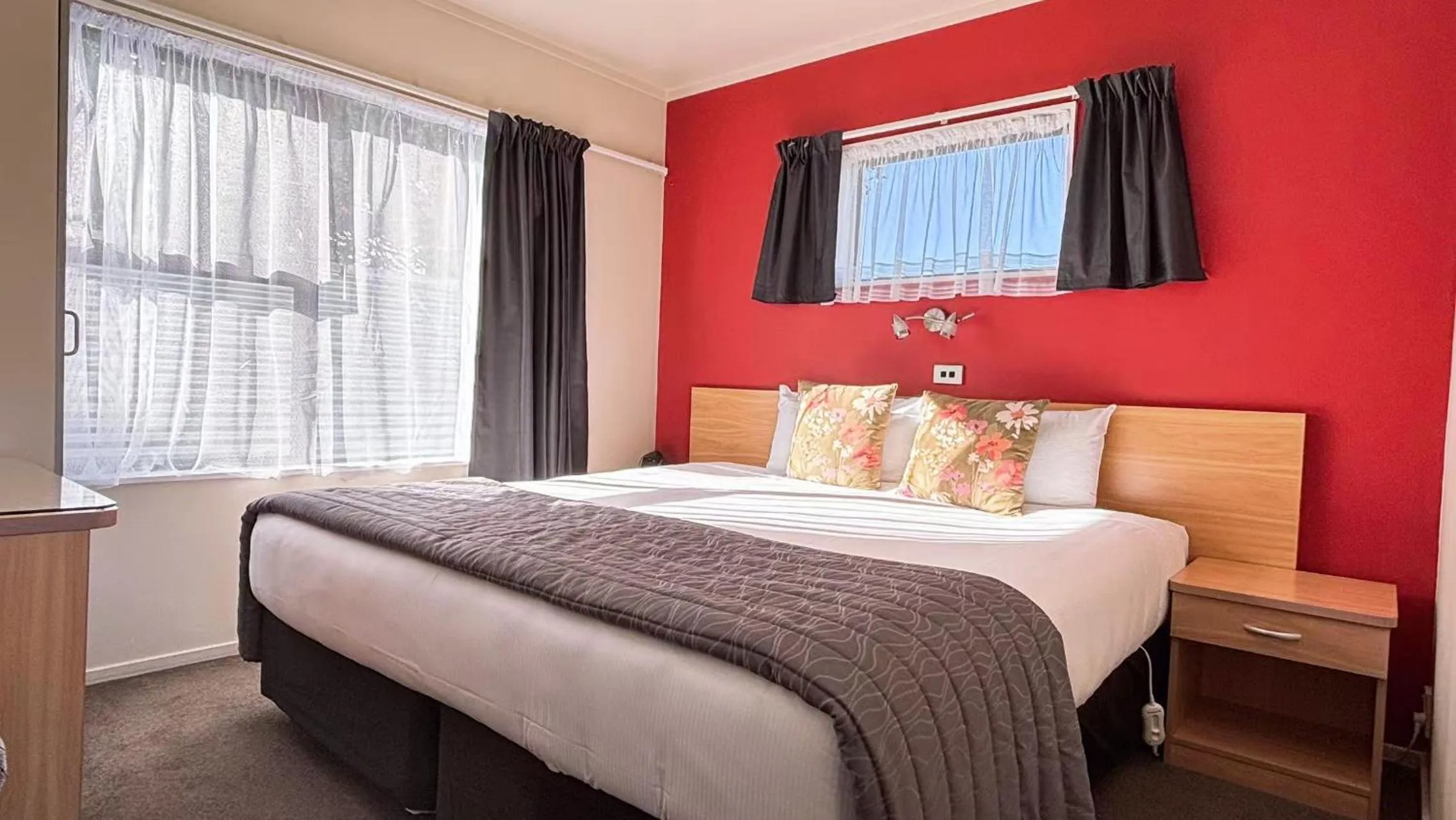 One-Bedroom Apartment in Arcadia Motel