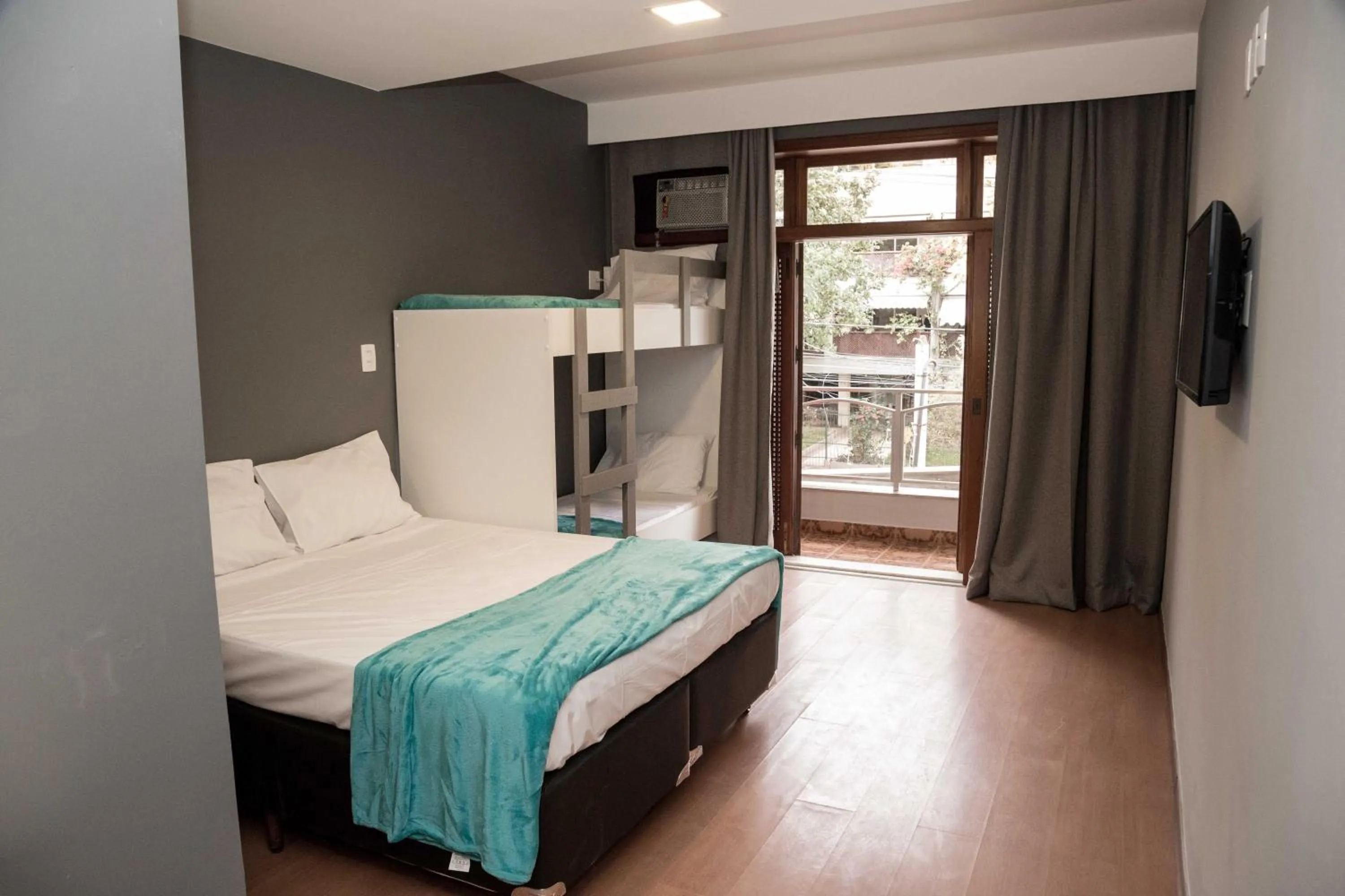 Suite with Balcony in REF House Barra Da Tijuca