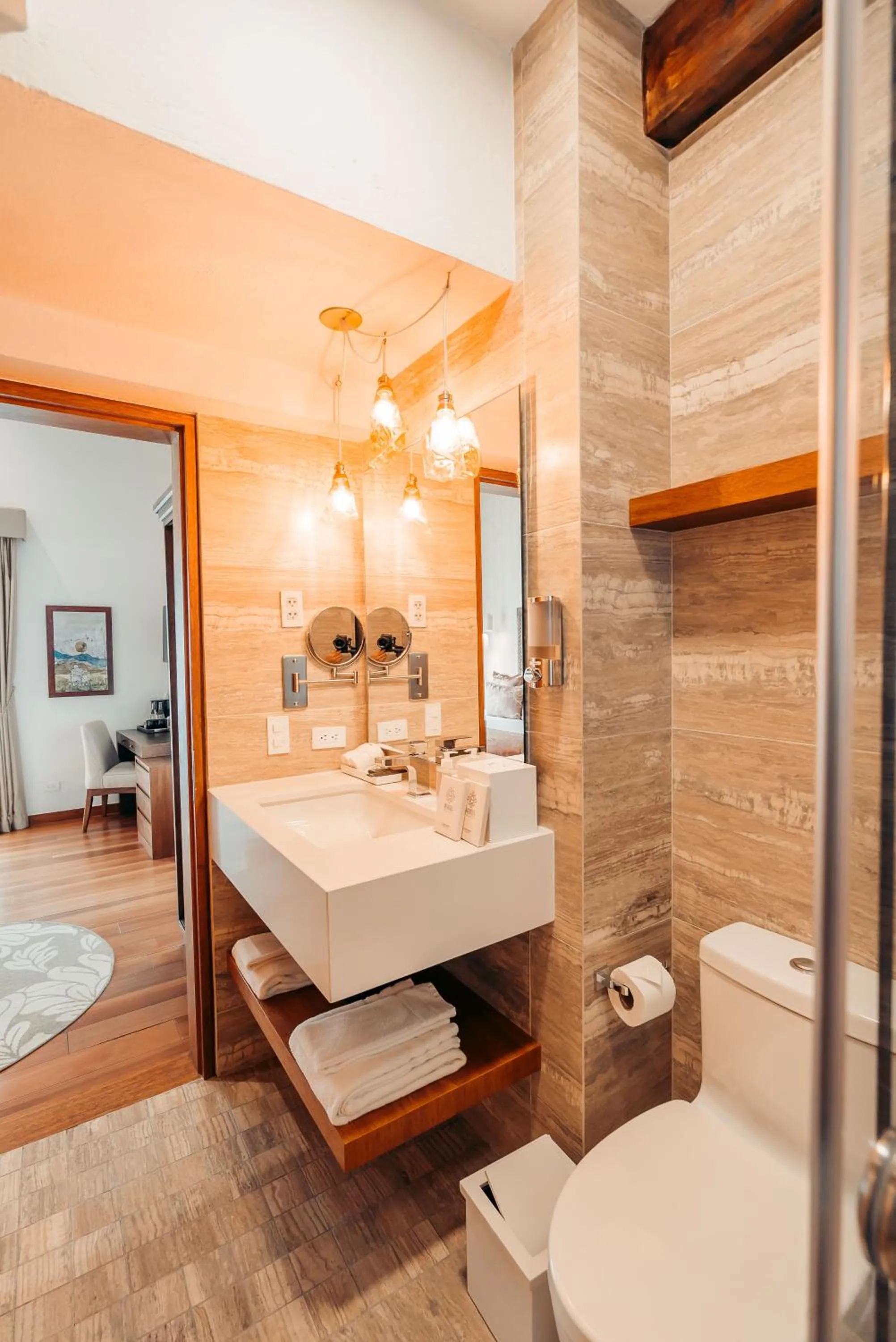 Premium Double Room in Mama Cuchara by Art Hotels