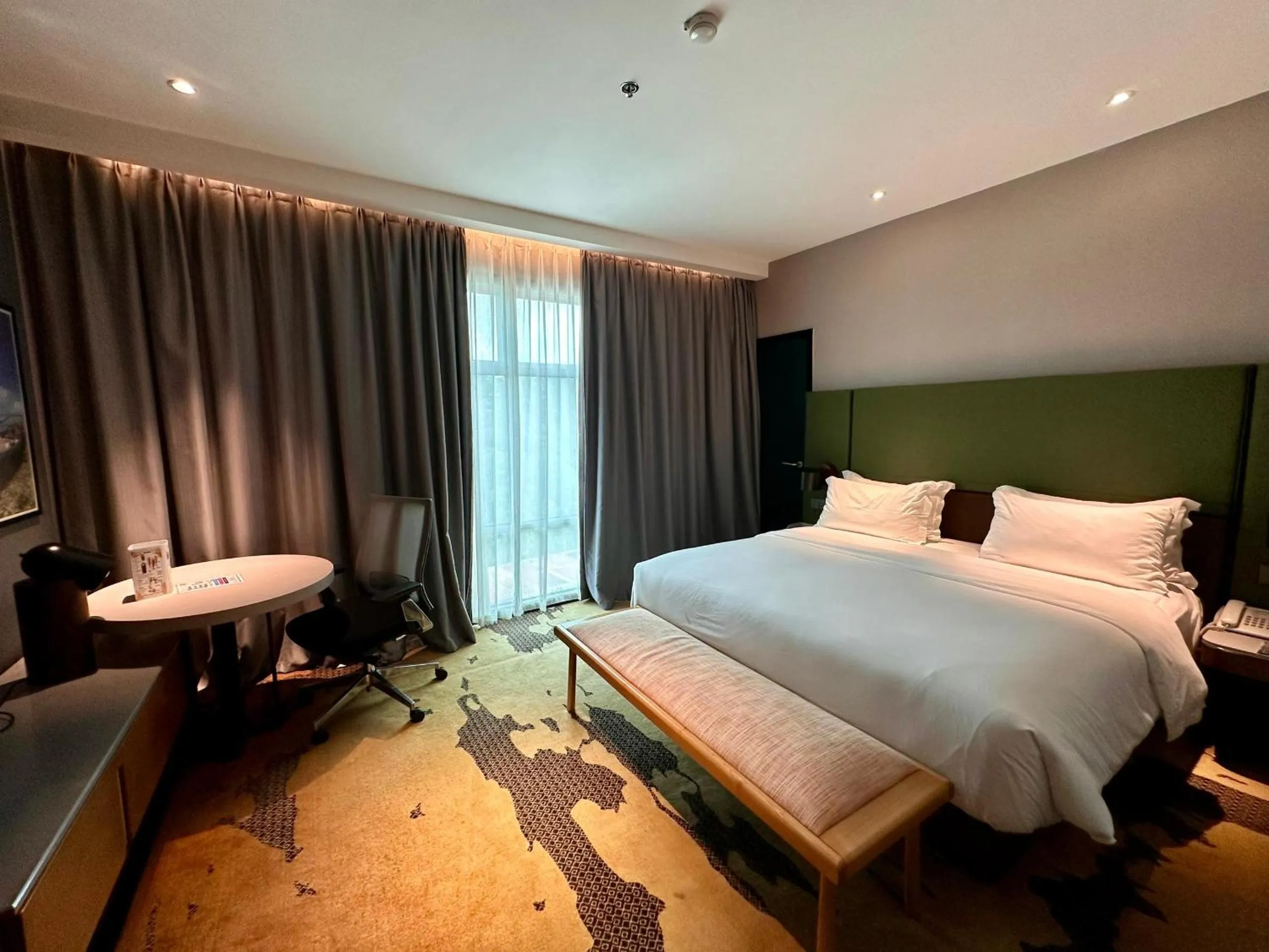 Junior Suite - Non-Smoking in King Park Hotel Kota Kinabalu