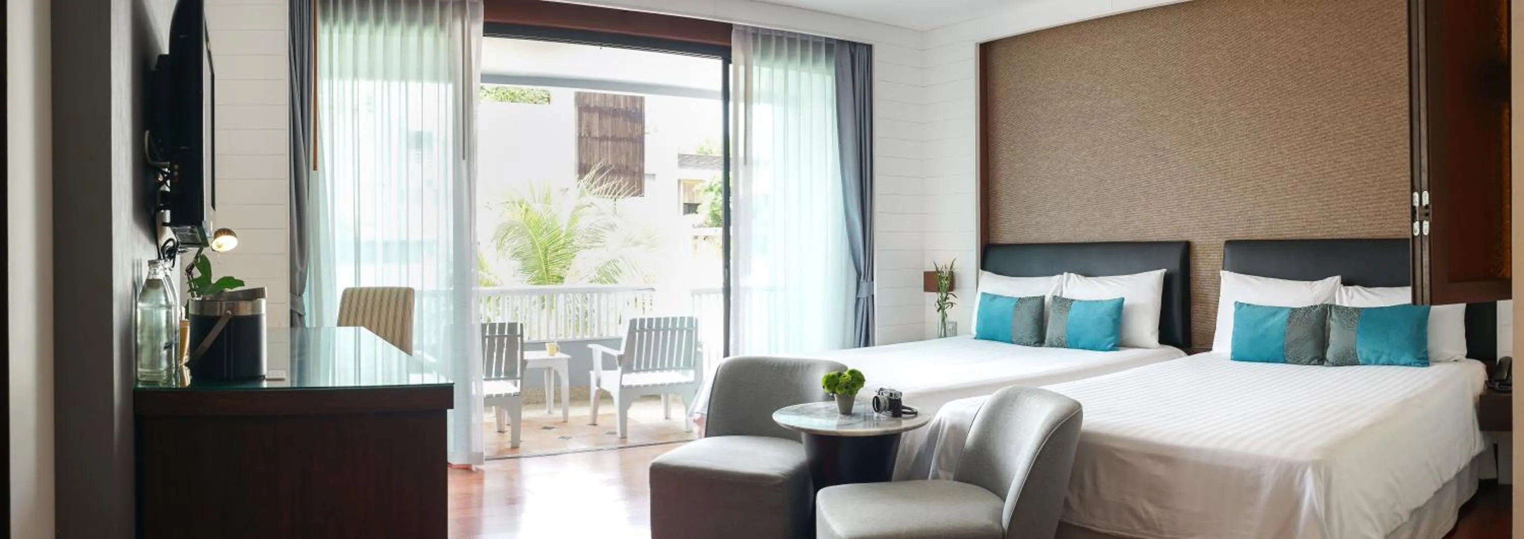 Deluxe Room with Balcony (4 Adults) in Loligo Resort Hua Hin