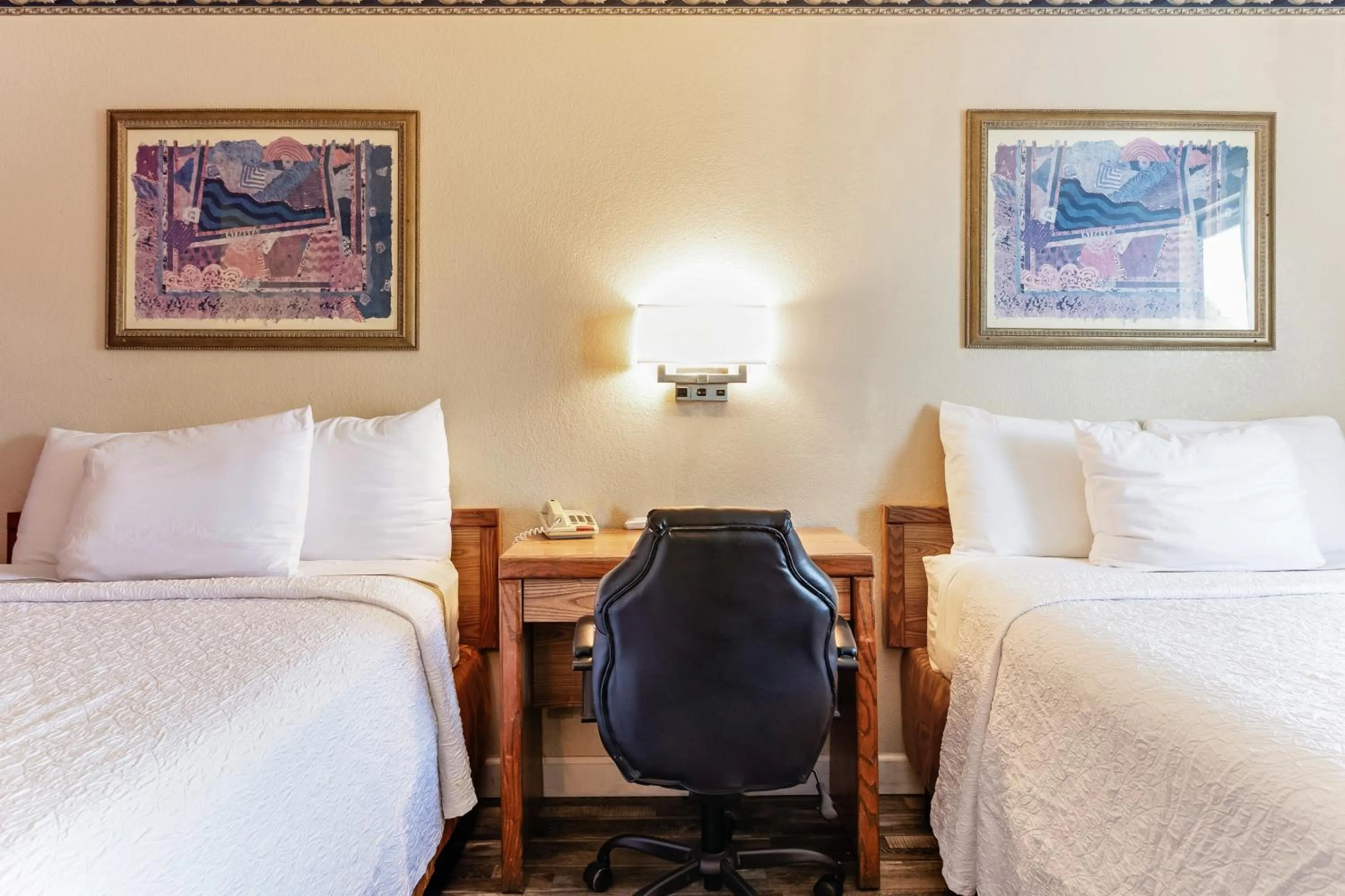 Double Room with Two Double Beds - Non-Smoking (4 Adults) in Knights Inn Madera