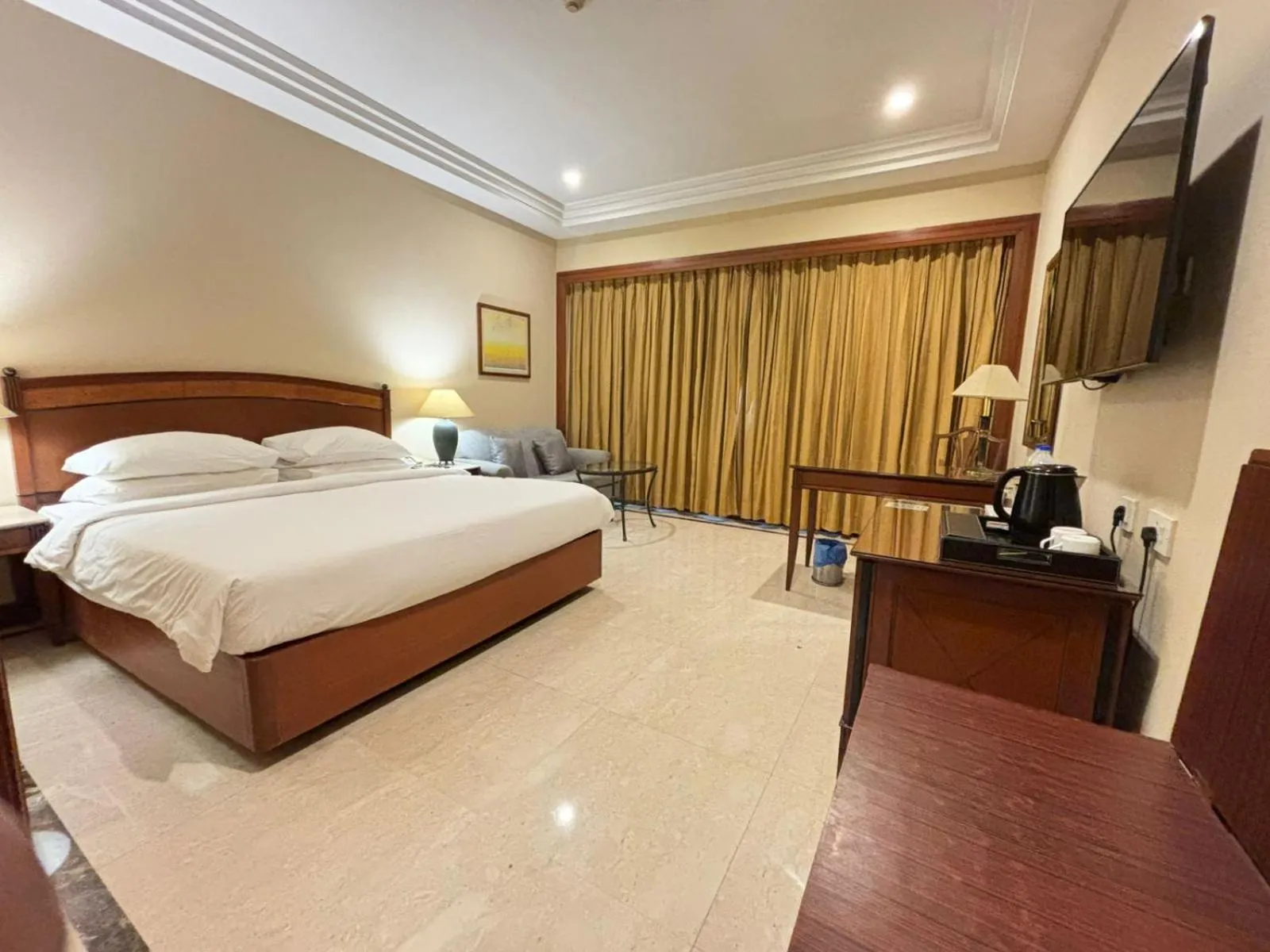 Executive Room in The Hans, New Delhi