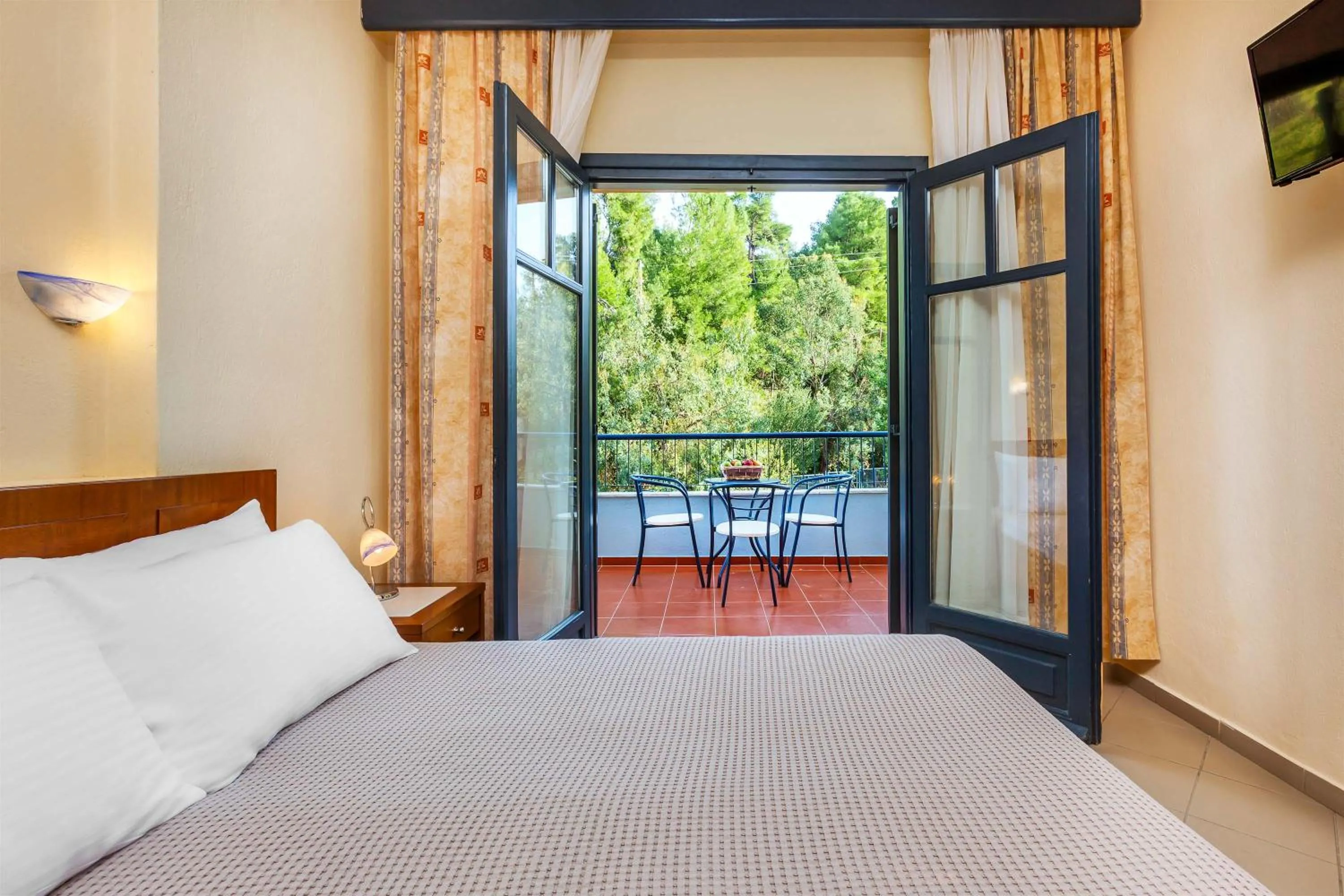 Classic Room in Atrium Hotel