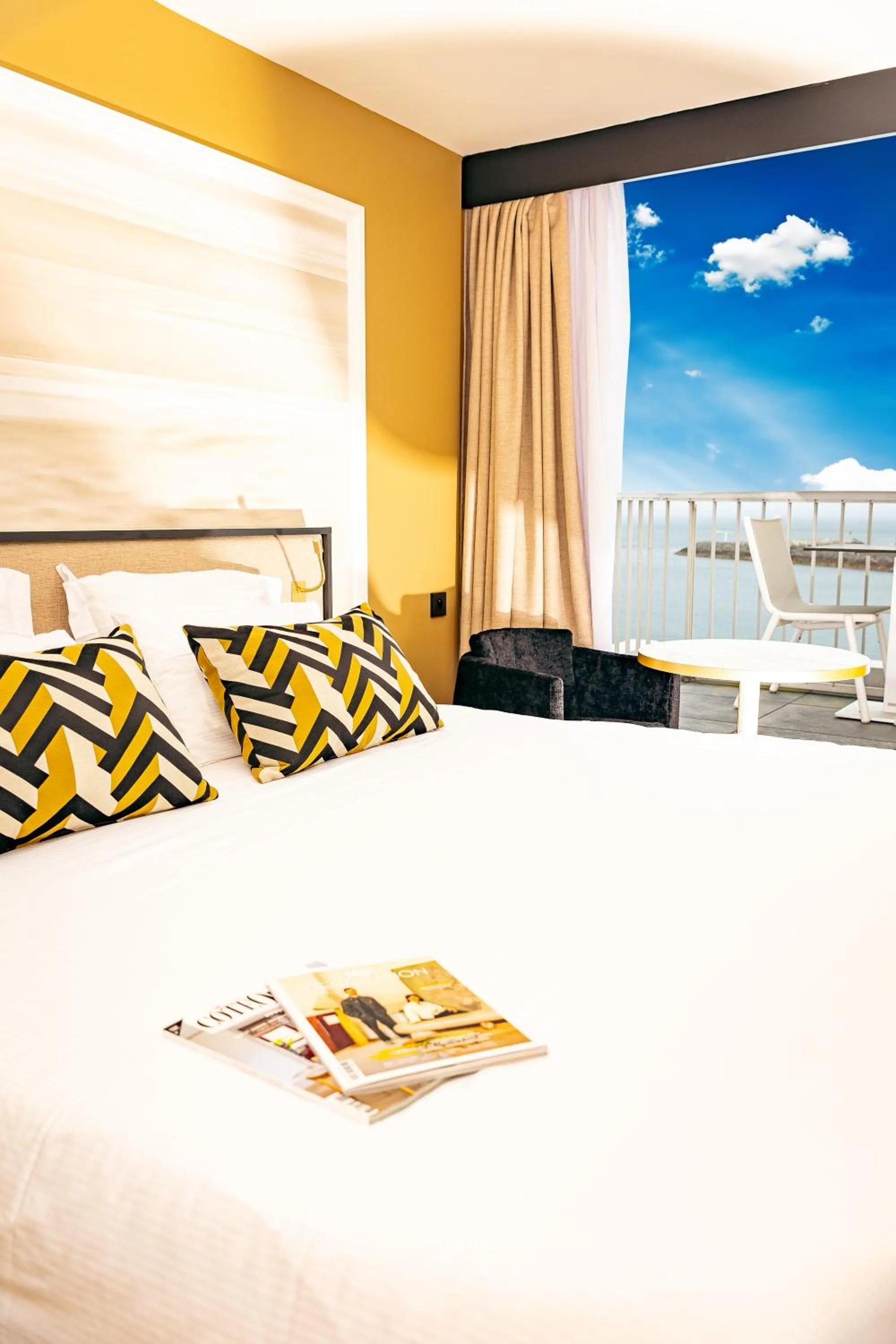 Superior Double Room With Terrace with Sea VIew in Hotel Ker Moor Saint-Quay Portrieux