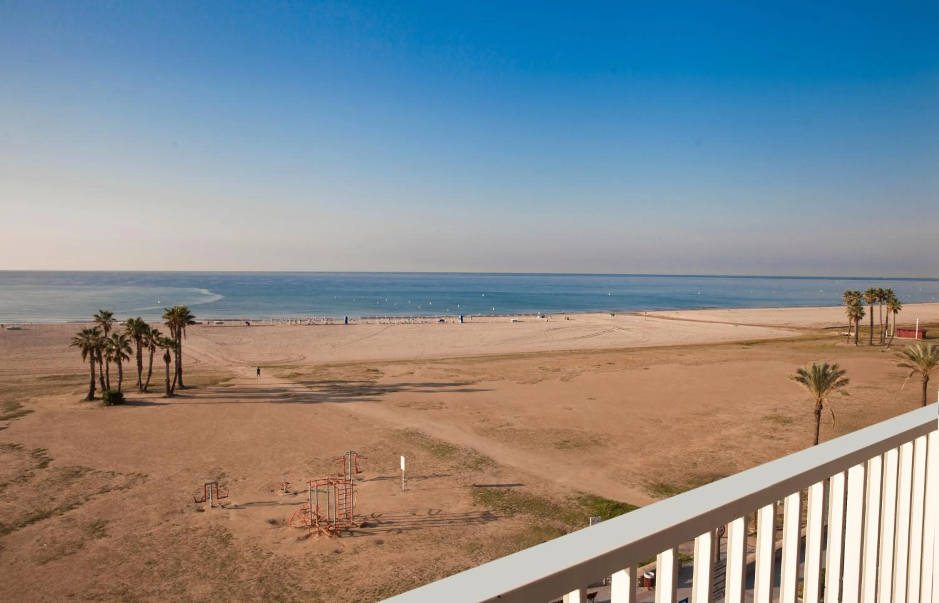 Superior Twin Room with Terrace and Sea View  in Hotel Brisamar Suites