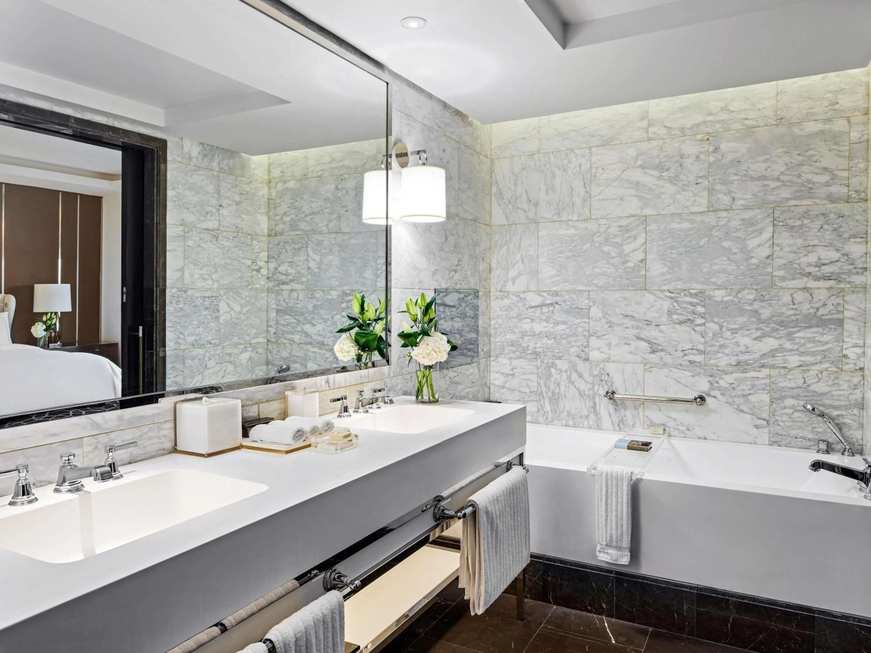 Fairmont Gold 2 Queen Non Smoking in Fairmont Amman