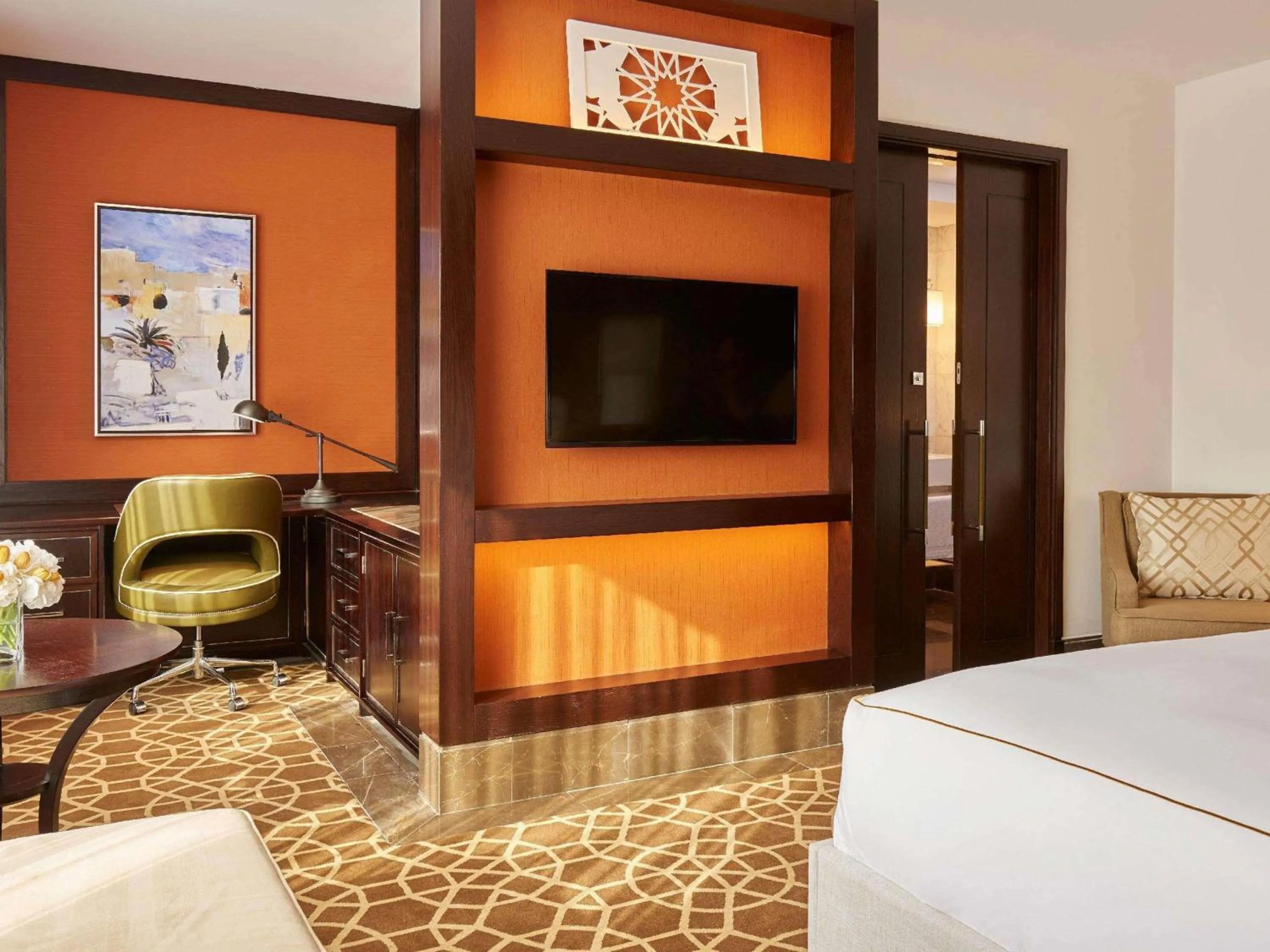 Deluxe 2 Queens Smoking in Fairmont Amman