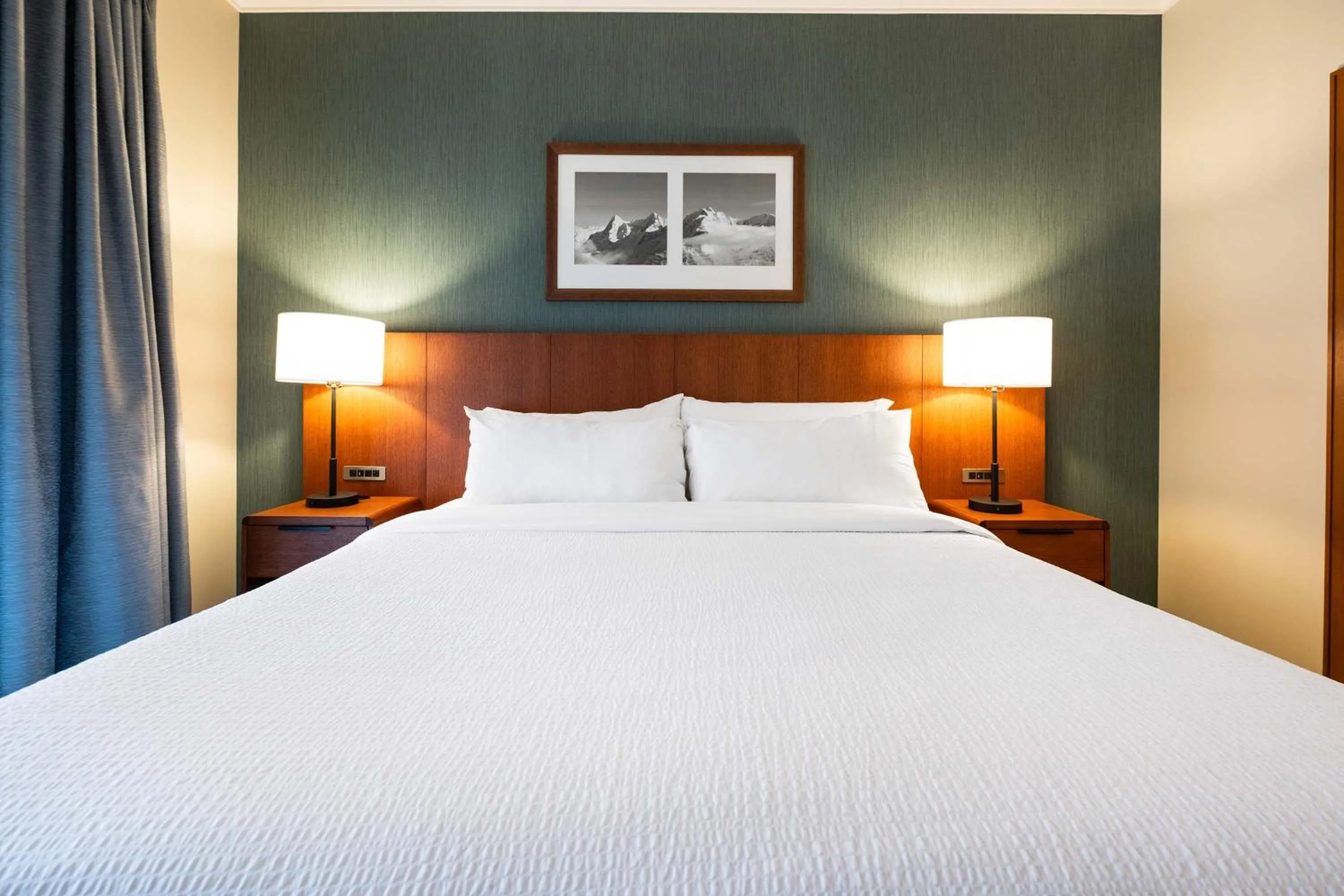 Two Bedroom Suite, 2 King Beds, Sofa Bed in Sutton Place Hotel Revelstoke Mountain Resort