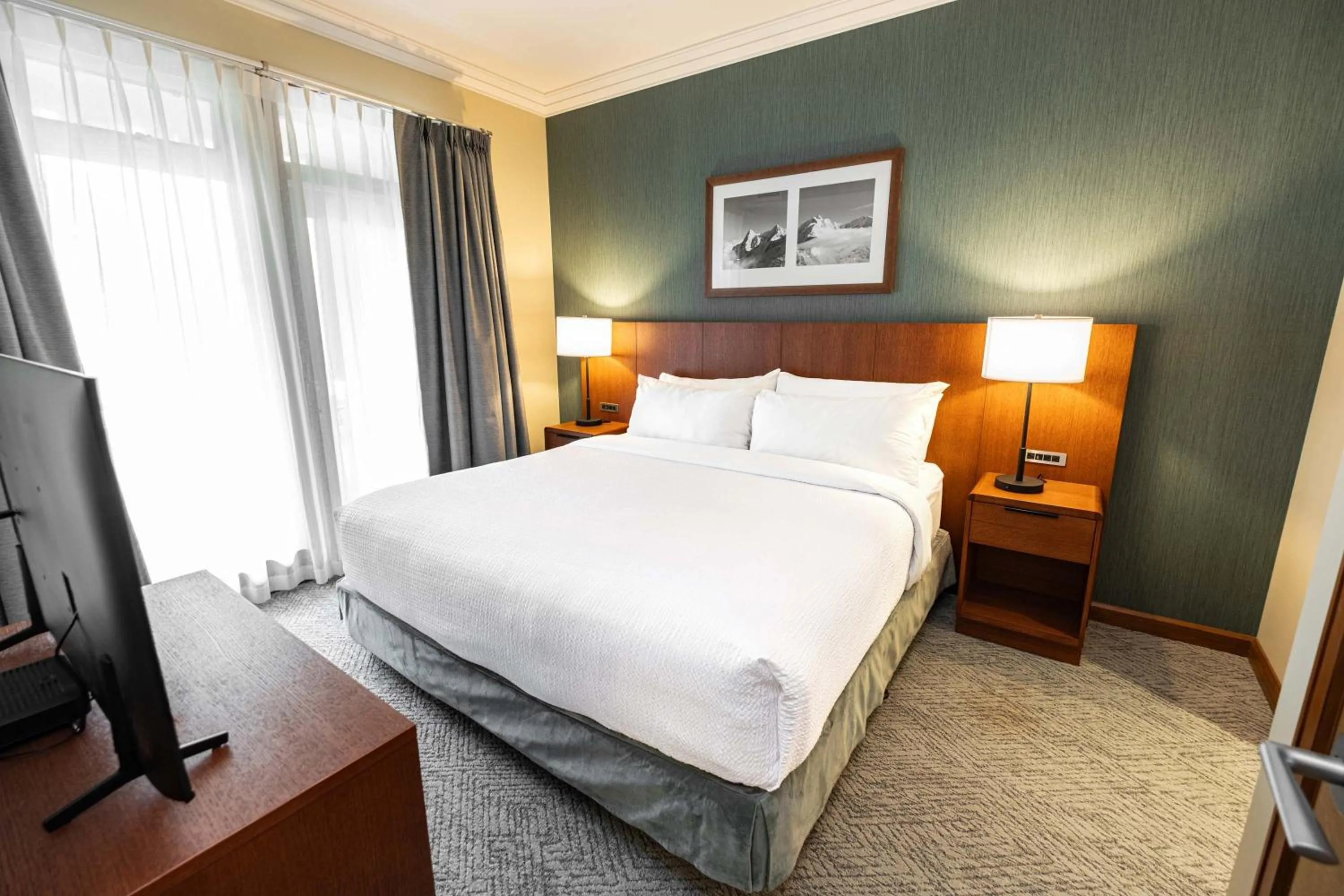 Two Bedroom Premium Suite, Den, 2 King Beds, 2 Sofa Beds in Sutton Place Hotel Revelstoke Mountain Resort