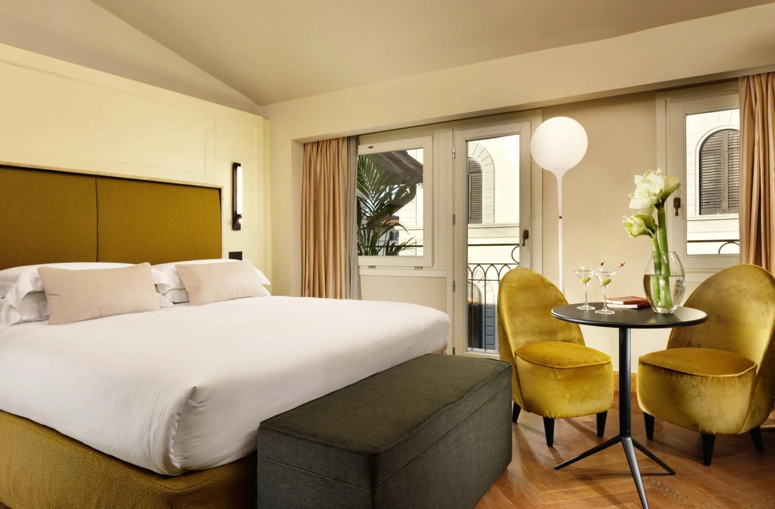Deluxe Double or Twin Room with Balcony in Floren Hotel