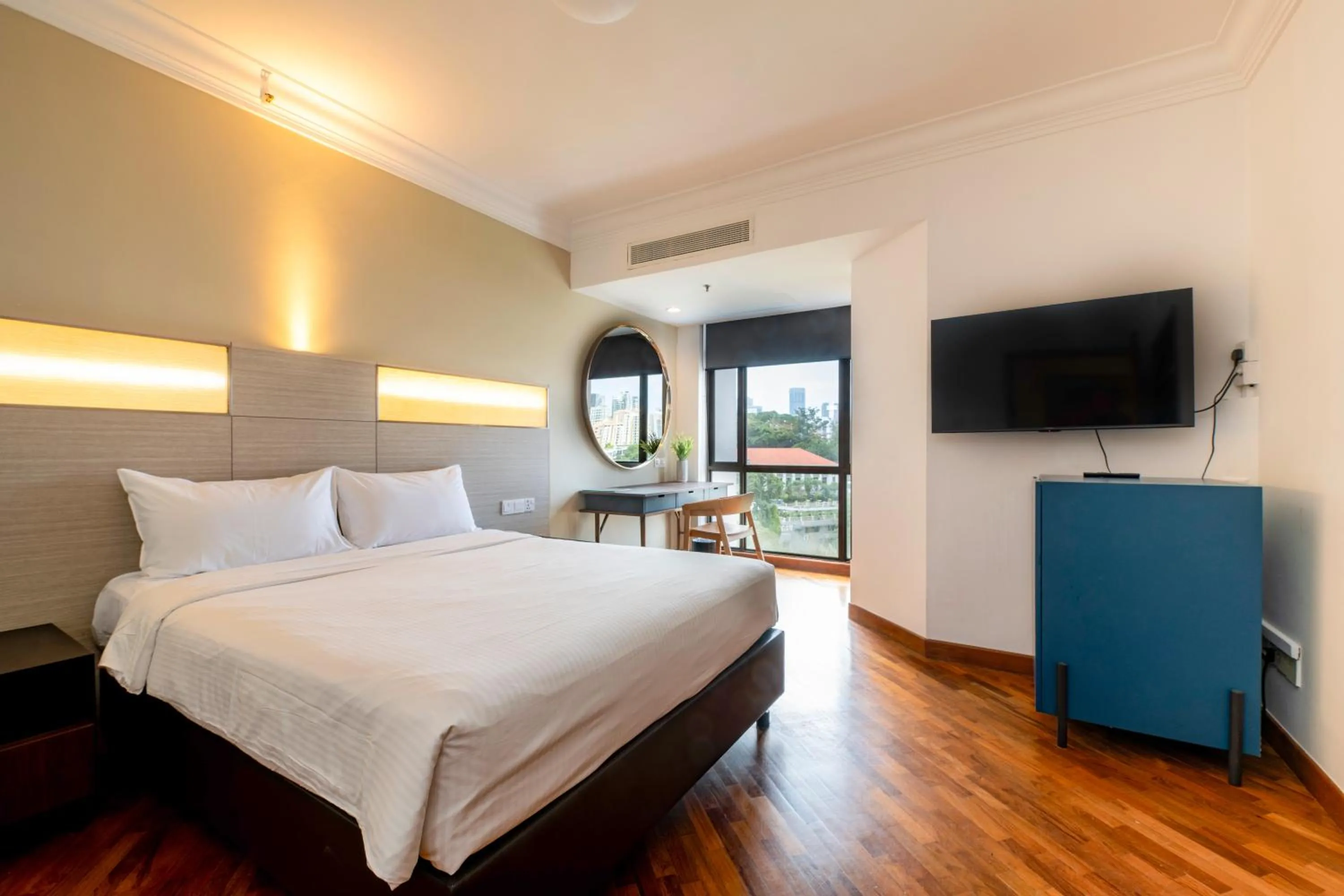 Park View Queen Room in YWCA Fort Canning