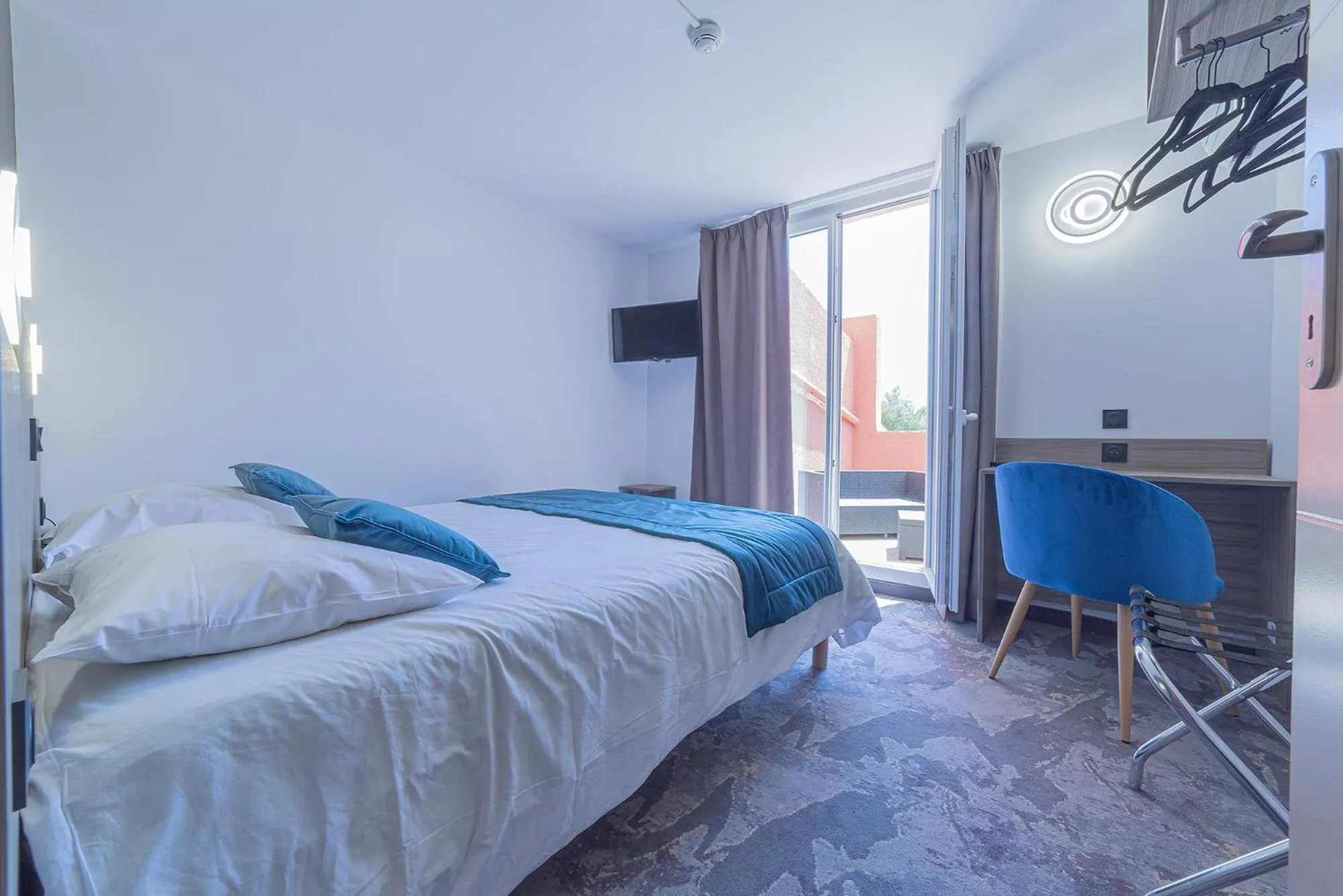 Family Room with Terrace in The Originals City, Relax'Otel & Spa, Le Barcarès