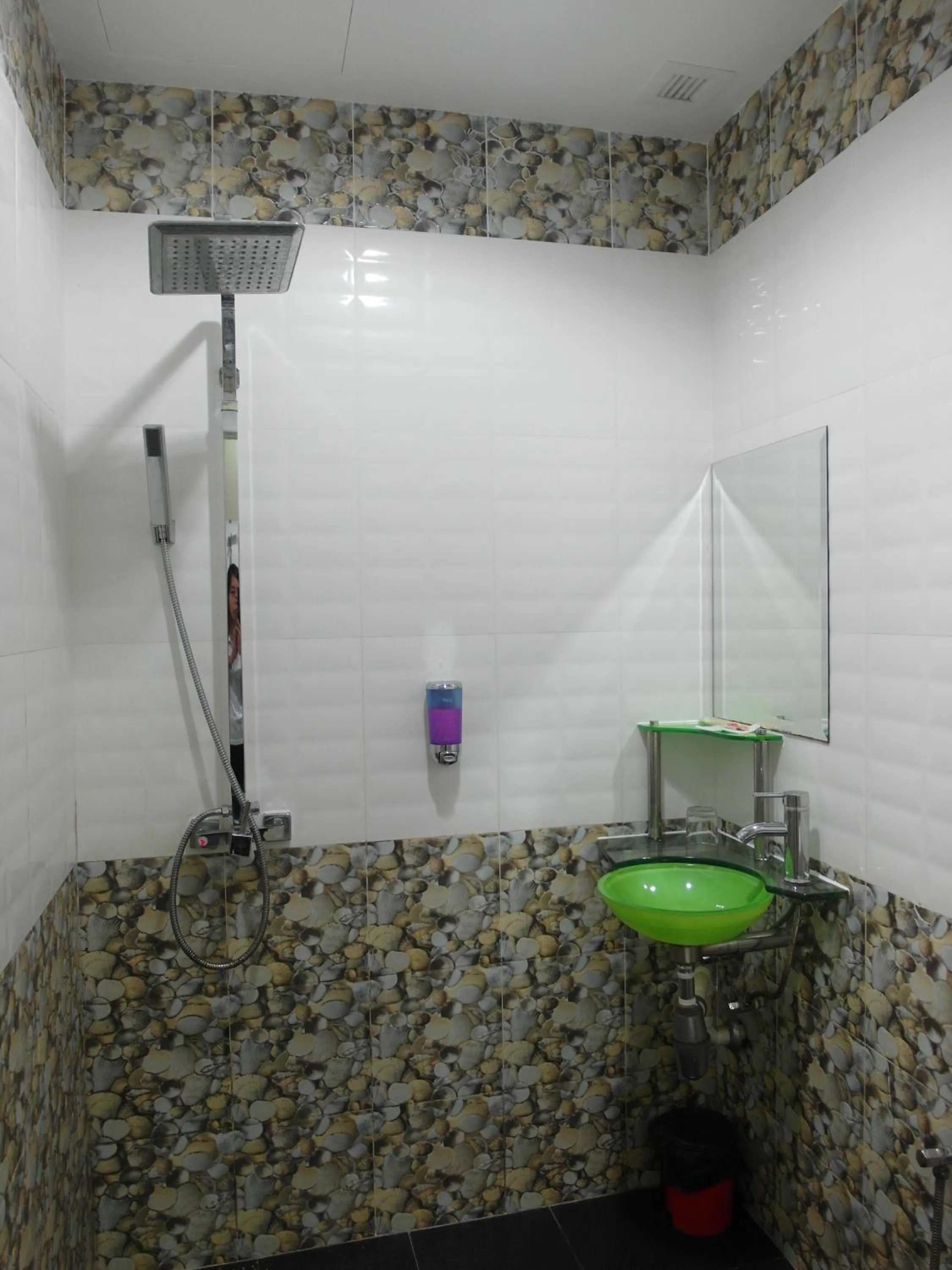 Standard Twin Room in Bahagia Hotel Langkawi