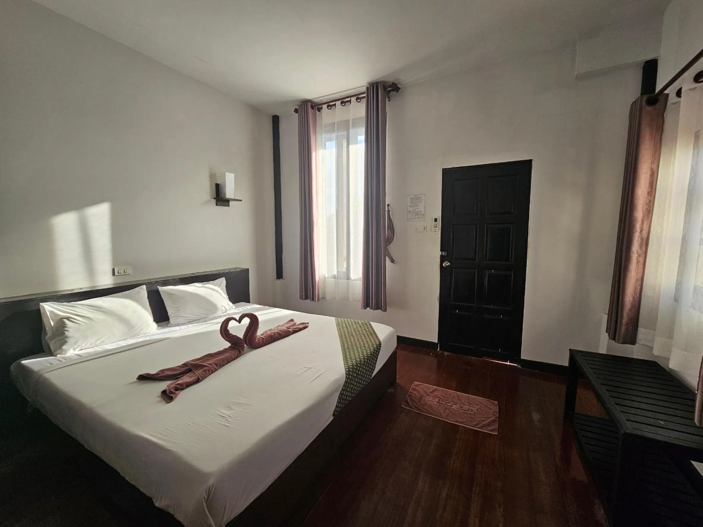 Superior Double Room in Phitharom PP Resort