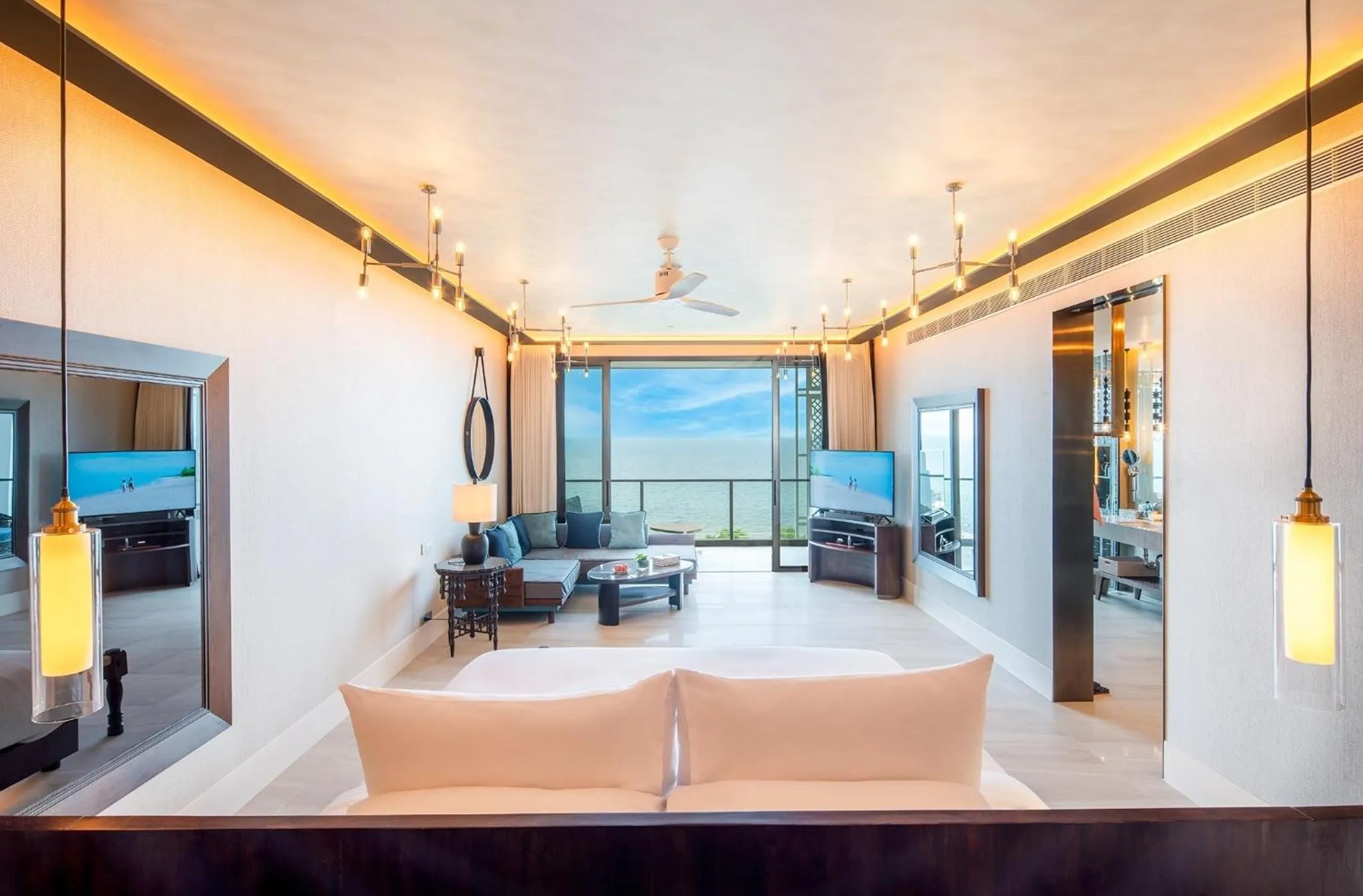 BaBa Grand Ocean Suite in Baba Beach Club Hua Hin Luxury Pool Villa by Sri panwa