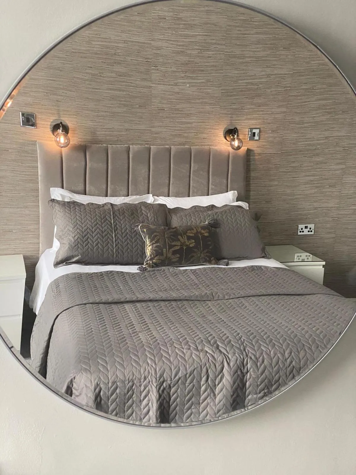 Double Room with Balcony and Sea View in The Lansdowne