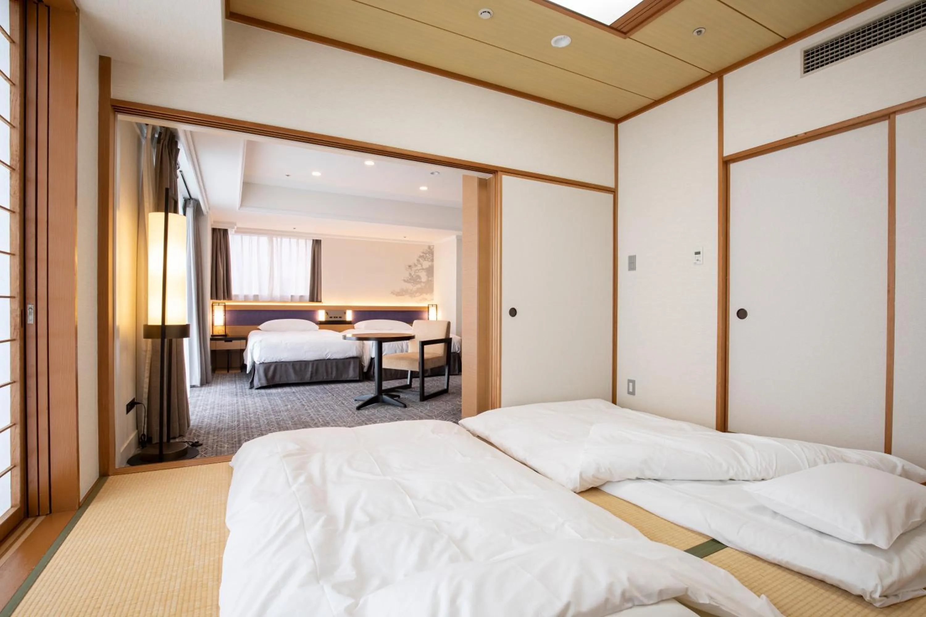 Japanese Western Corner Suite in Hilton Odawara Resort & Spa