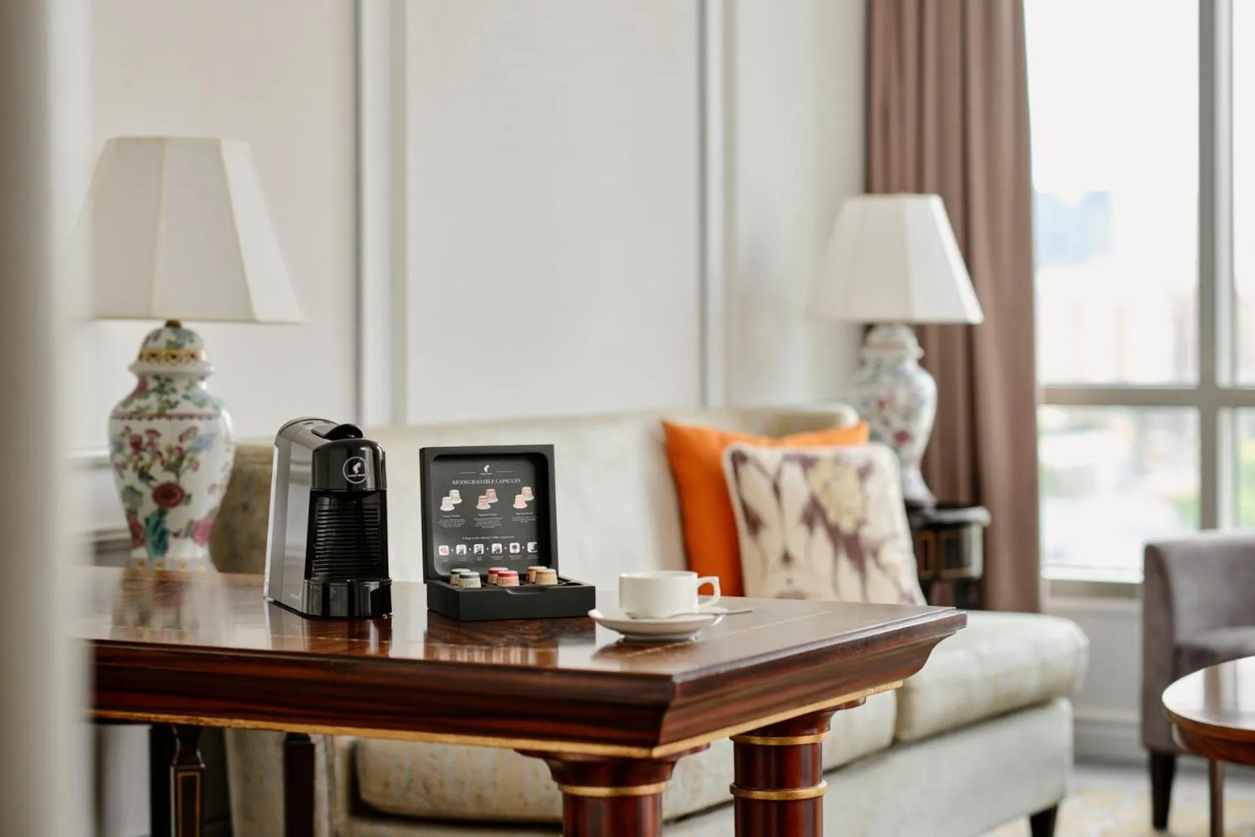 Junior King Suite in InterContinental Singapore by IHG