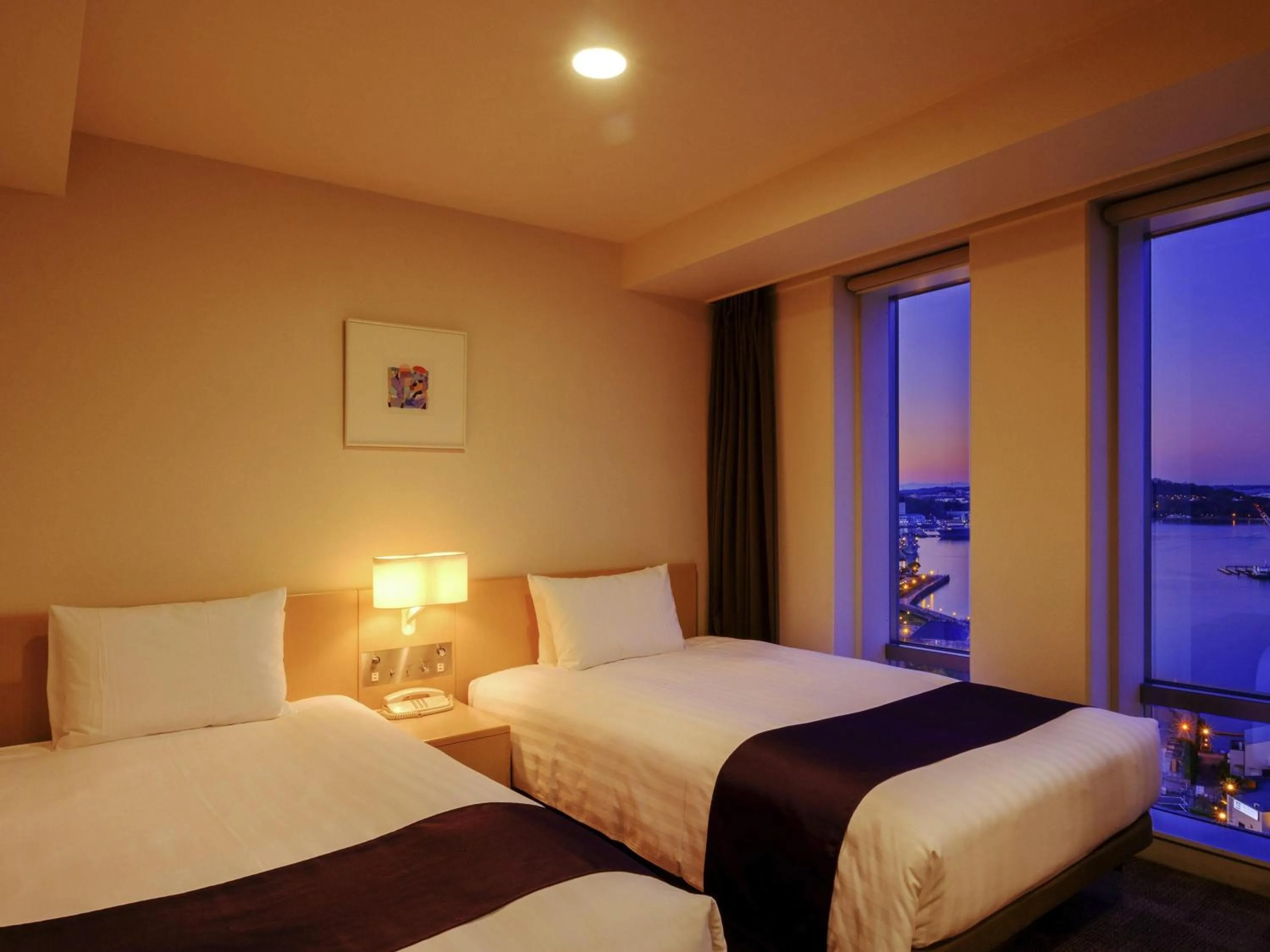 Standard Twin Room with Bay View - Non-Smoking in Mercure Yokosuka