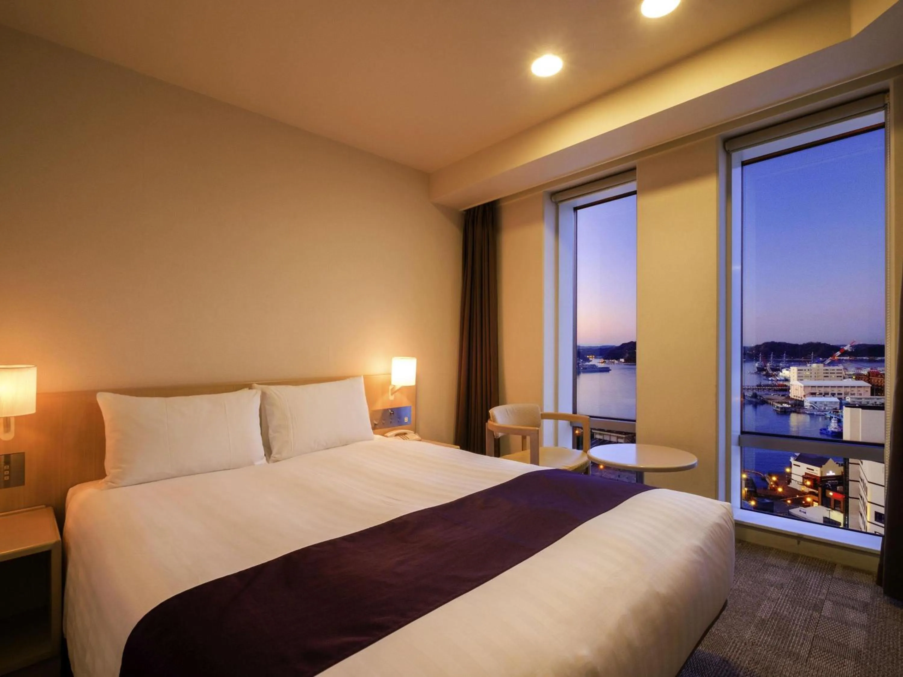 Standard Double Room with Bay View - Non-Smoking in Mercure Yokosuka
