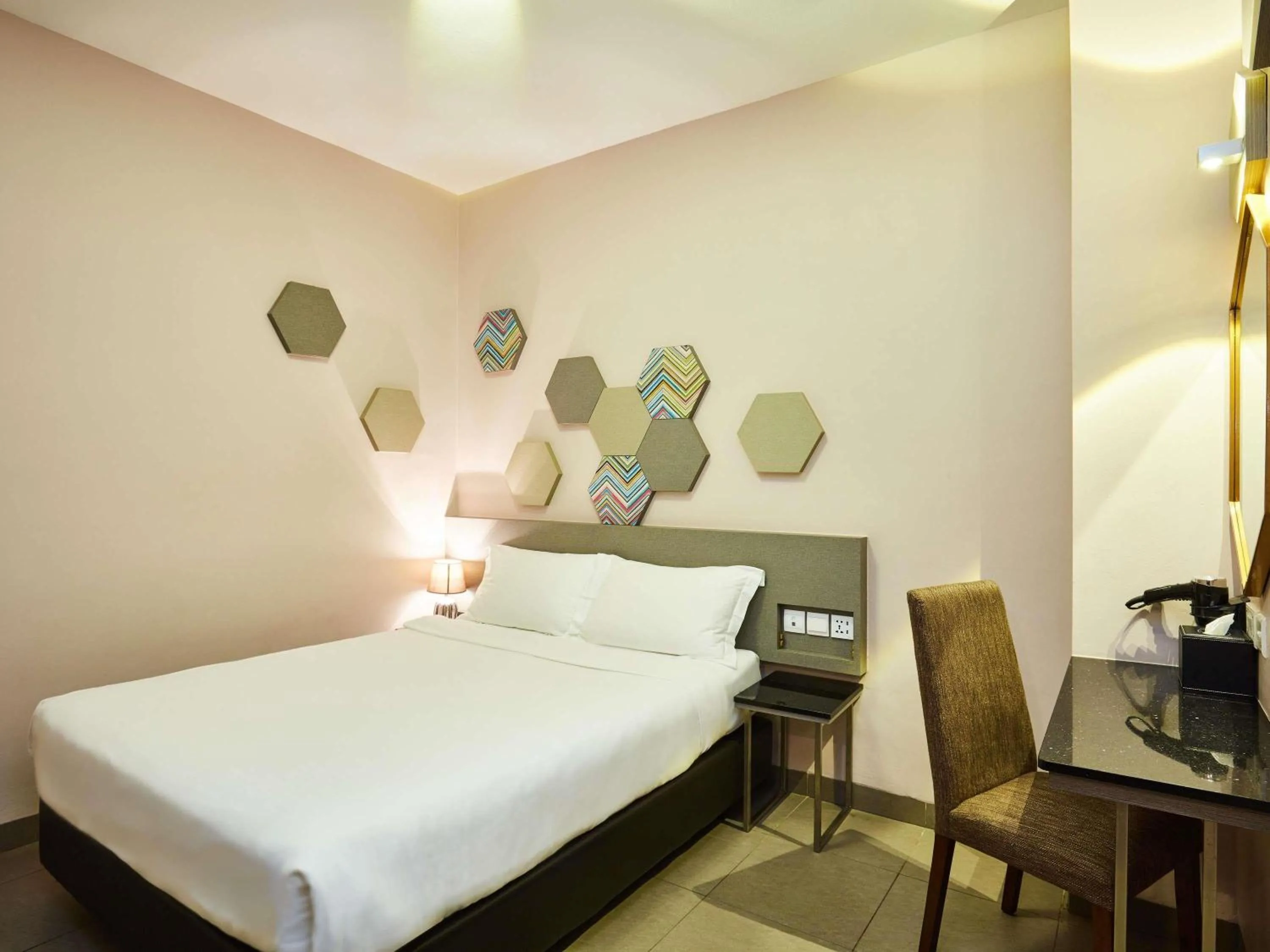 Standard Double Room (No Window) in ibis budget Singapore Imperial