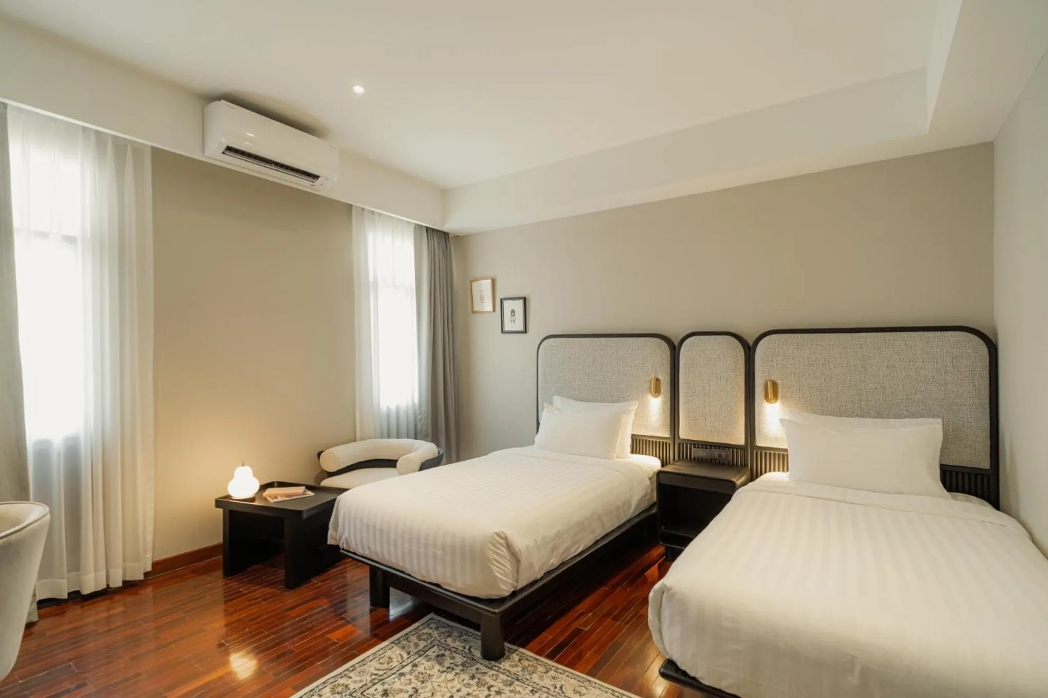 Superior Twin Room in The 3sis Hotel