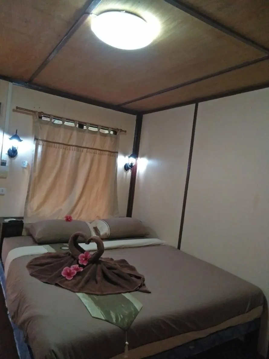 Superior Double Room in Phi Phi Green Hill Resort