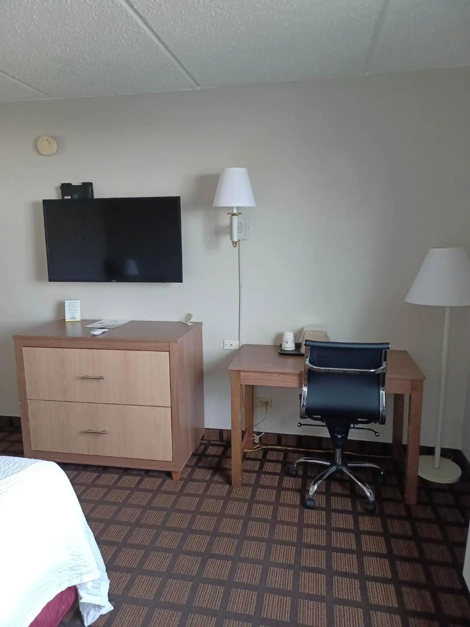Queen Suite - Non-Smoking in Days Inn & Suites by Wyndham Laredo