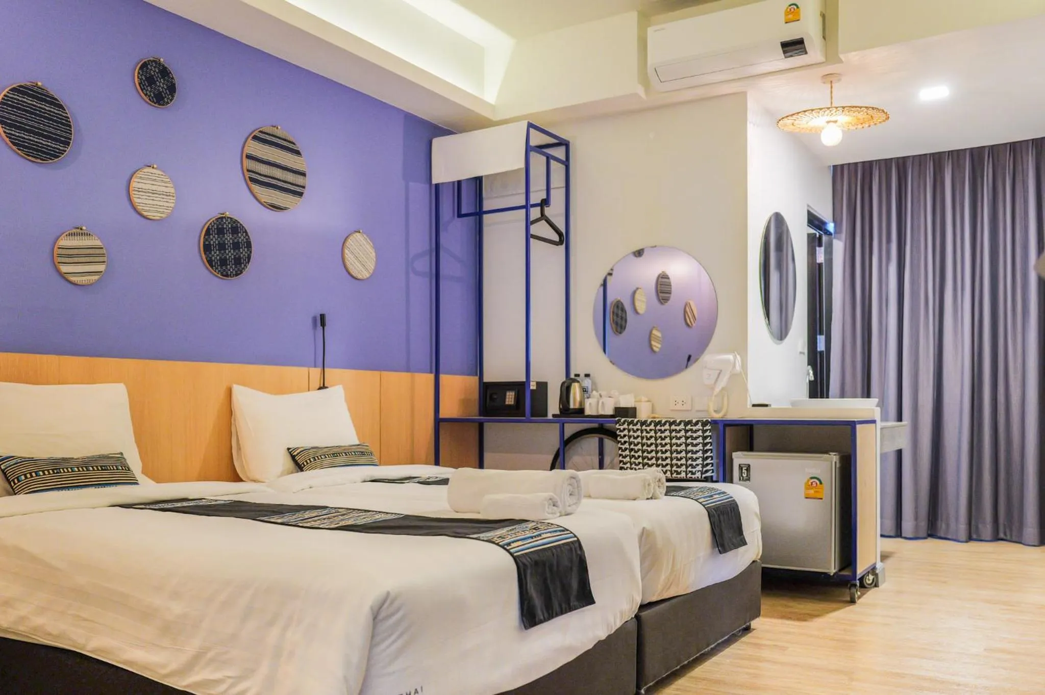 Superior Twin Room in Luck Thai Hotel