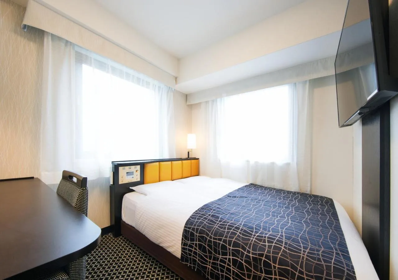 Double Room - single occupancy - Non-Smoking  in APA Hotel Midosuji Honmachi Ekihigashi